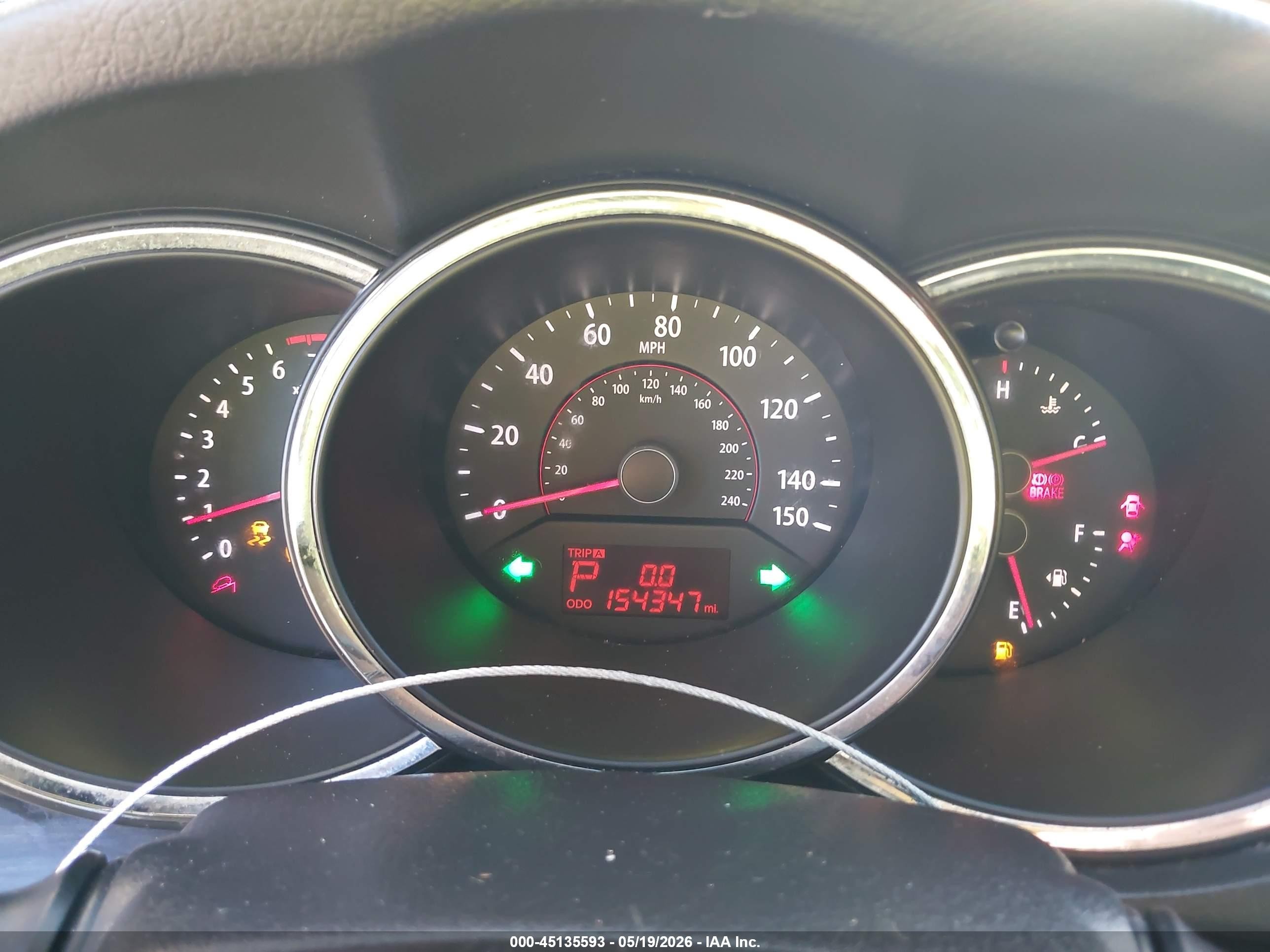 2011 Kia Sorento Lx Кремовый vin: 5XYKT3A14BG040975