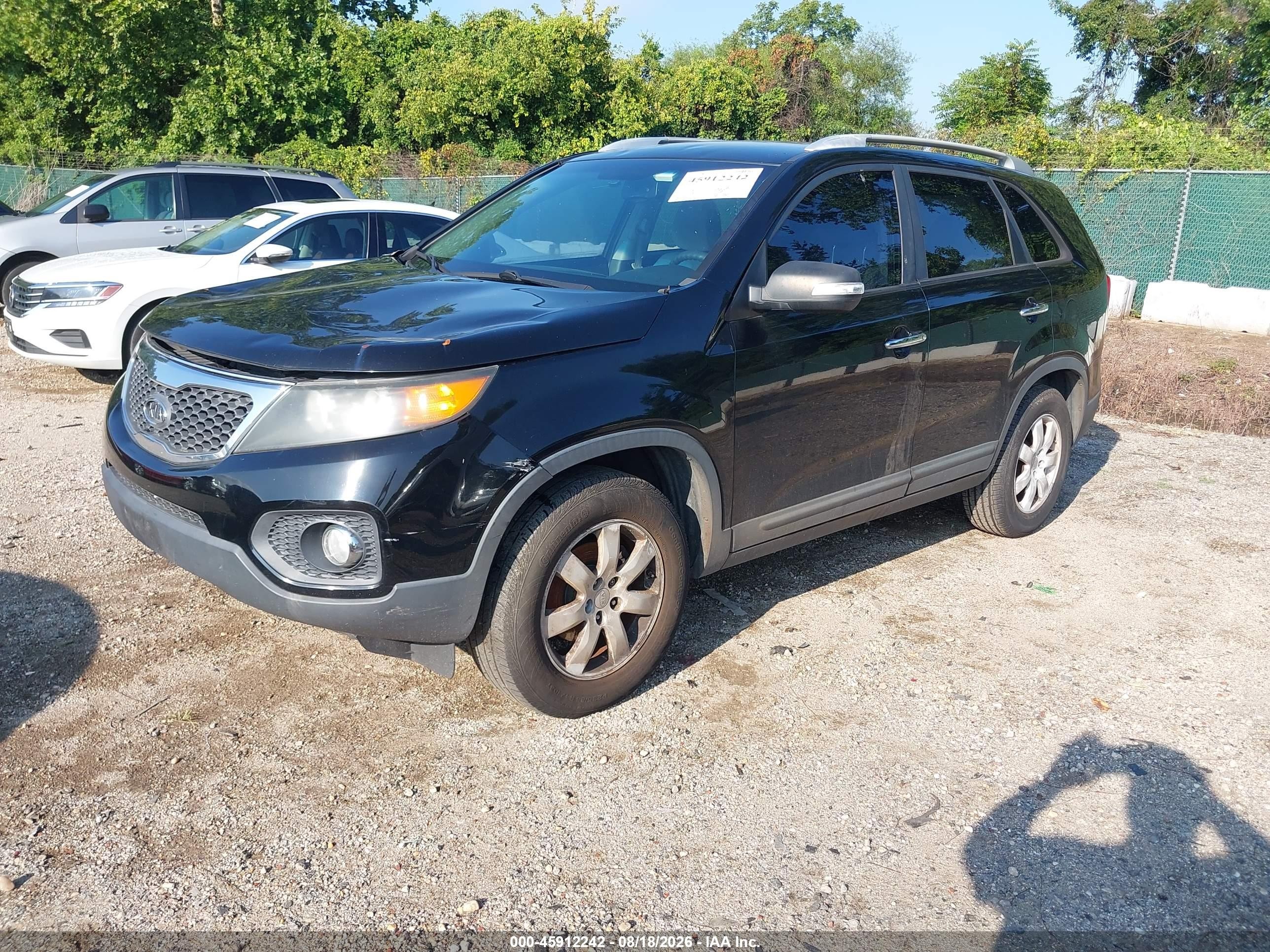 2011 Kia Sorento Lx Черный vin: 5XYKT3A14BG048705