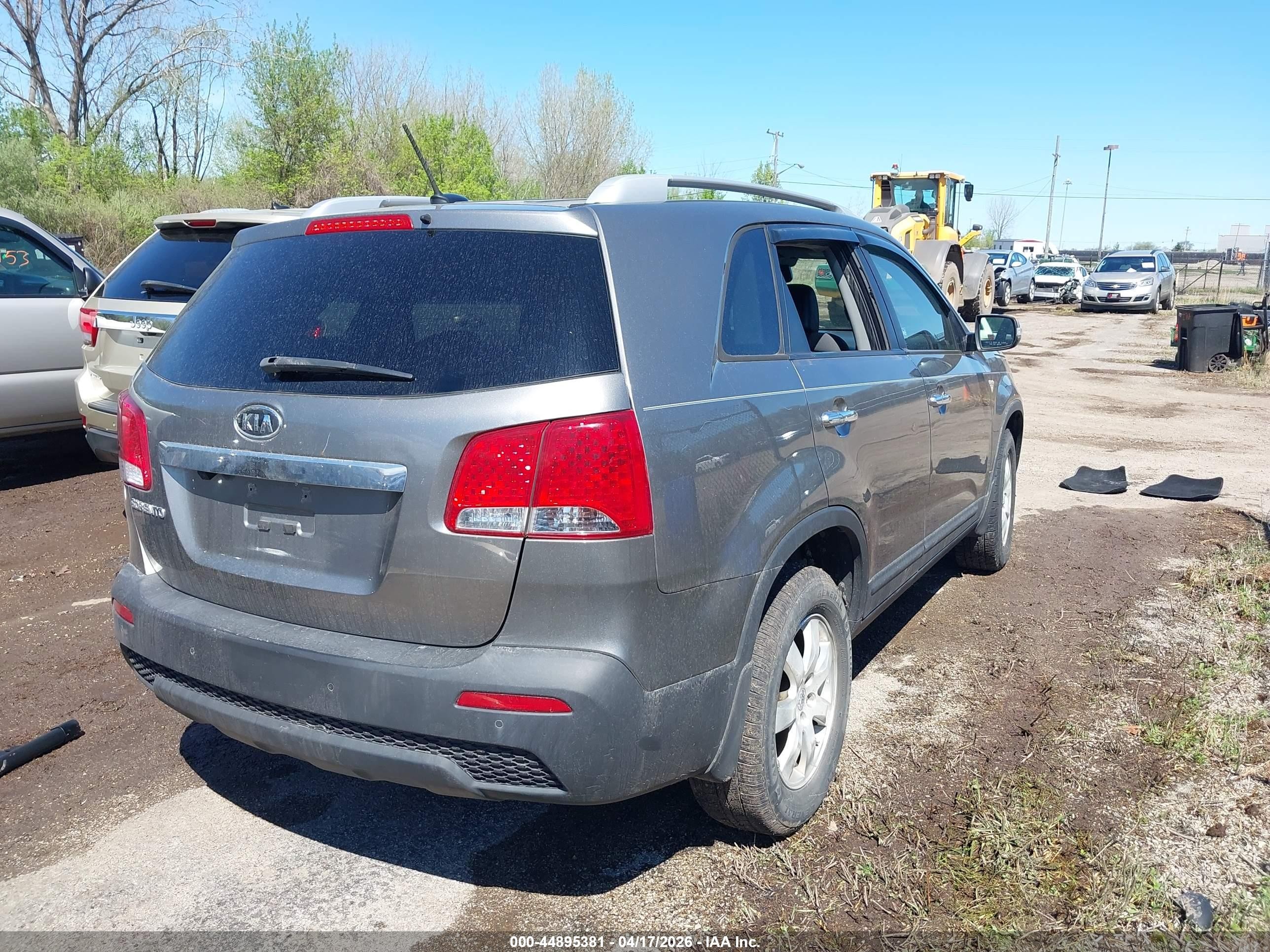 2011 Kia Sorento Lx Gray vin: 5XYKT3A14BG110815