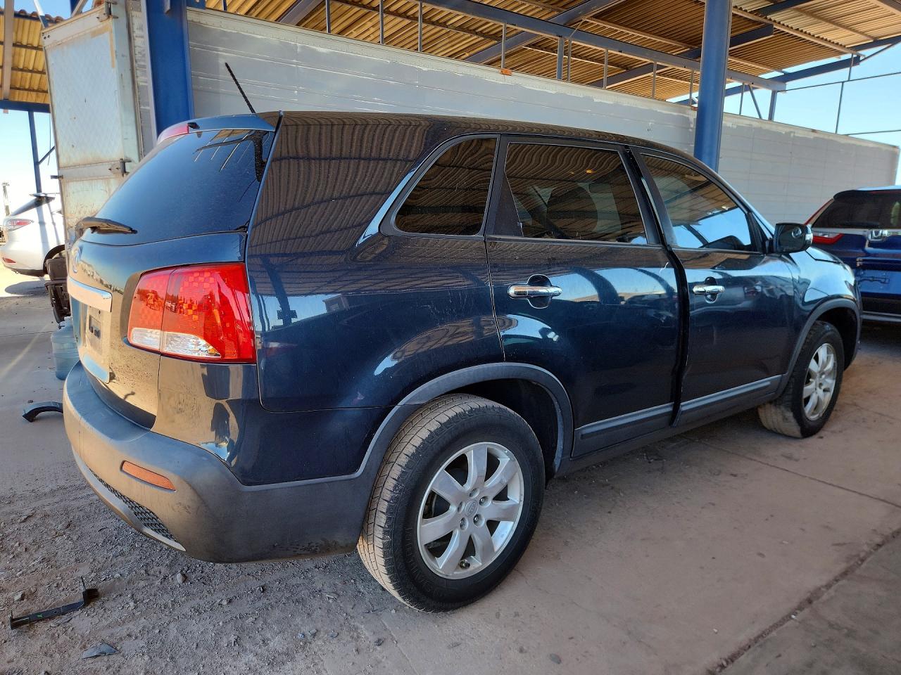 2012 Kia Sorento Lx Charcoal vin: 5XYKT3A14CG197150