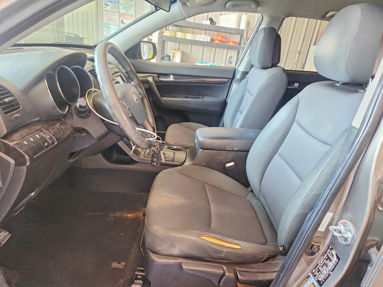 2012 Kia Sorento Lx Gray vin: 5XYKT3A14CG272199