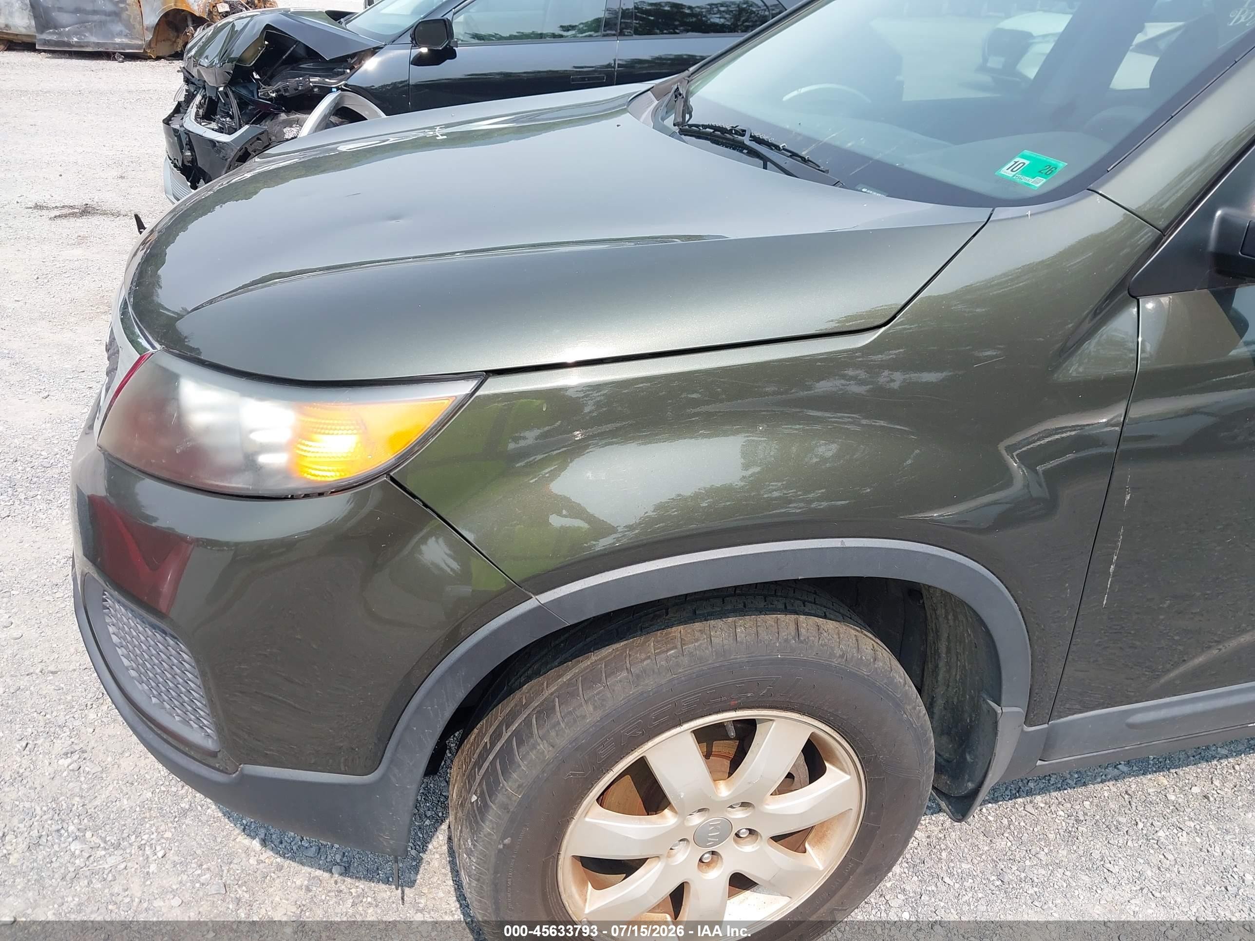 2013 Kia Sorento Lx Green vin: 5XYKT3A14DG332709