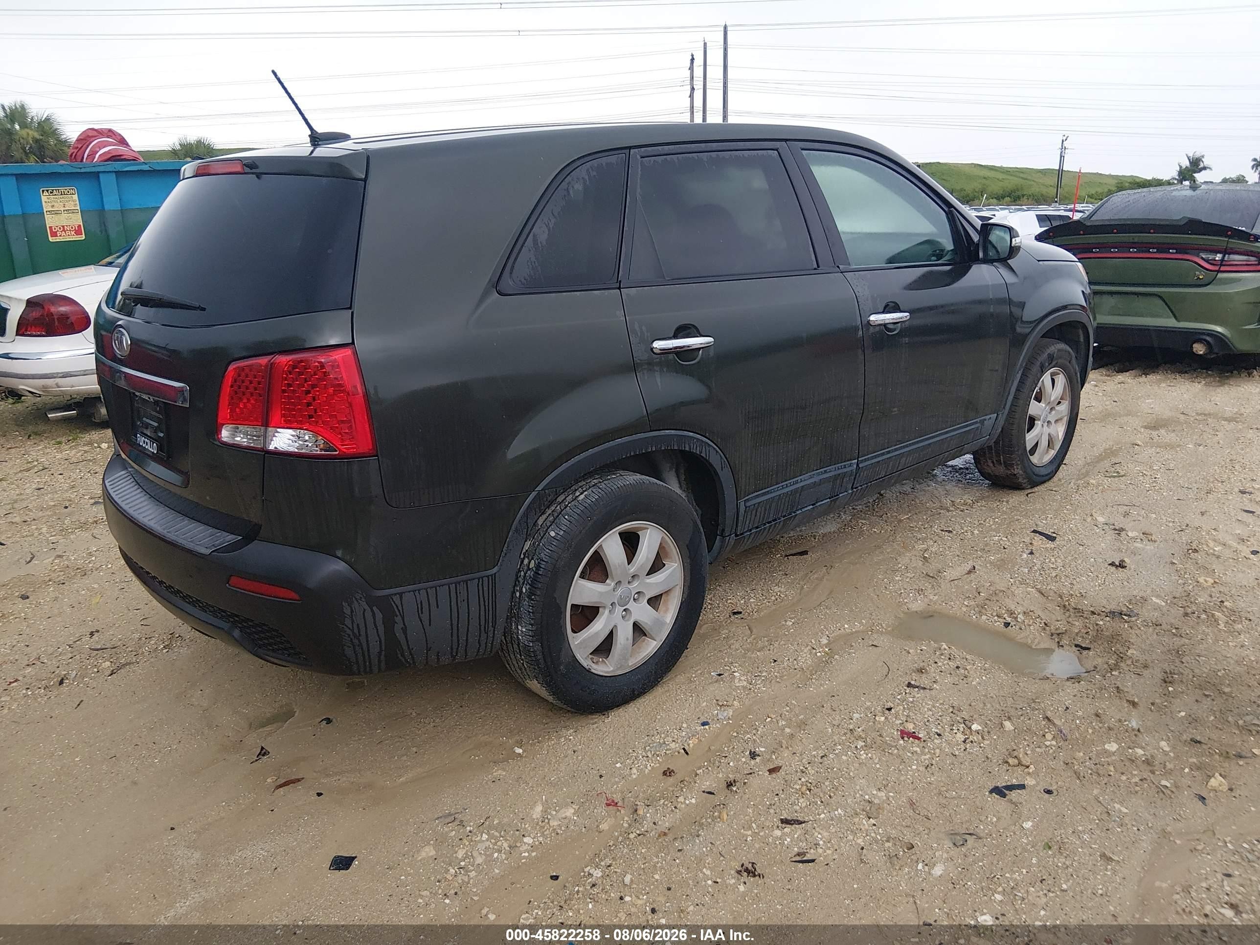 2013 Kia Sorento Lx Green vin: 5XYKT3A14DG334671