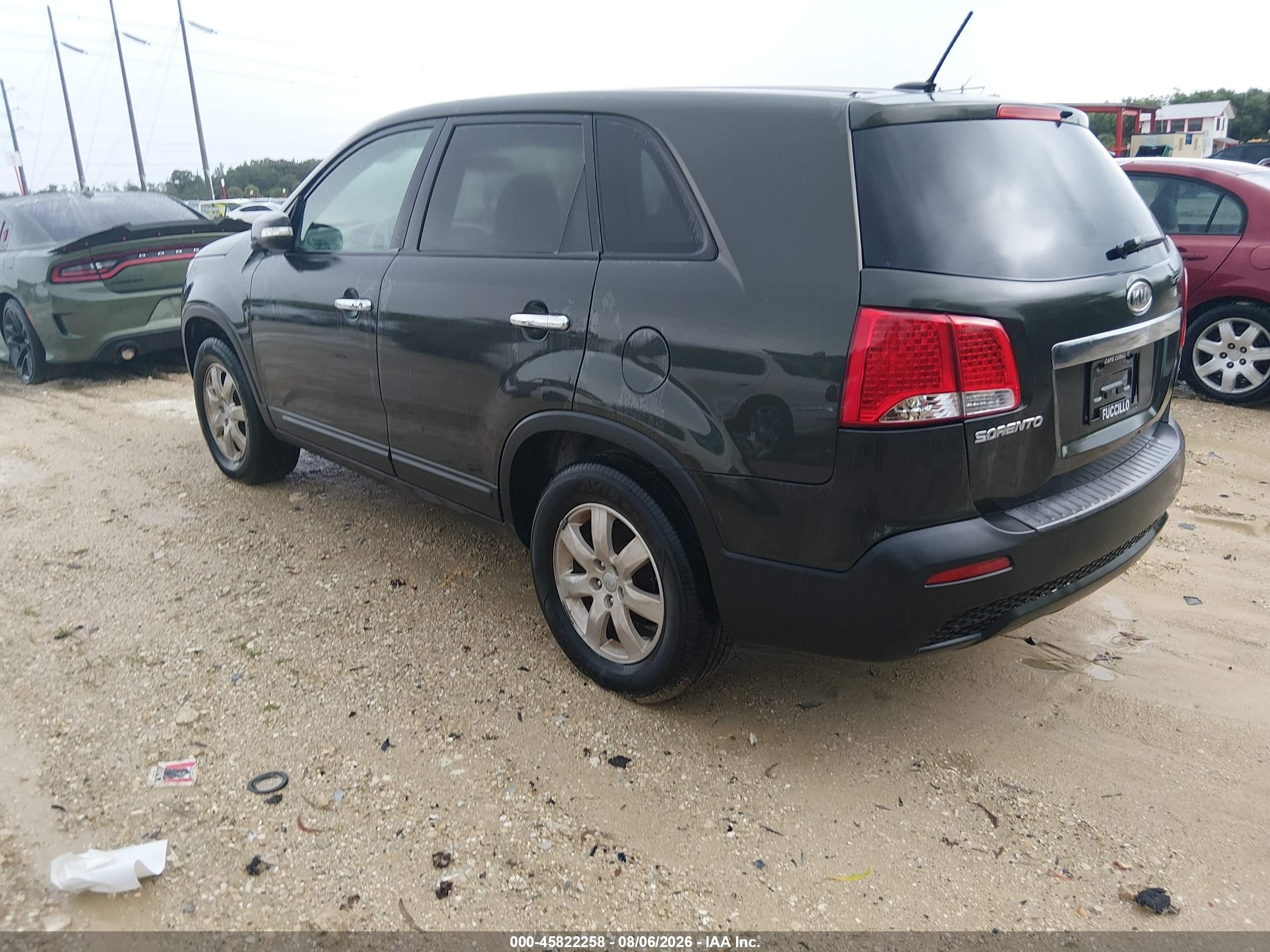 2013 Kia Sorento Lx Green vin: 5XYKT3A14DG334671