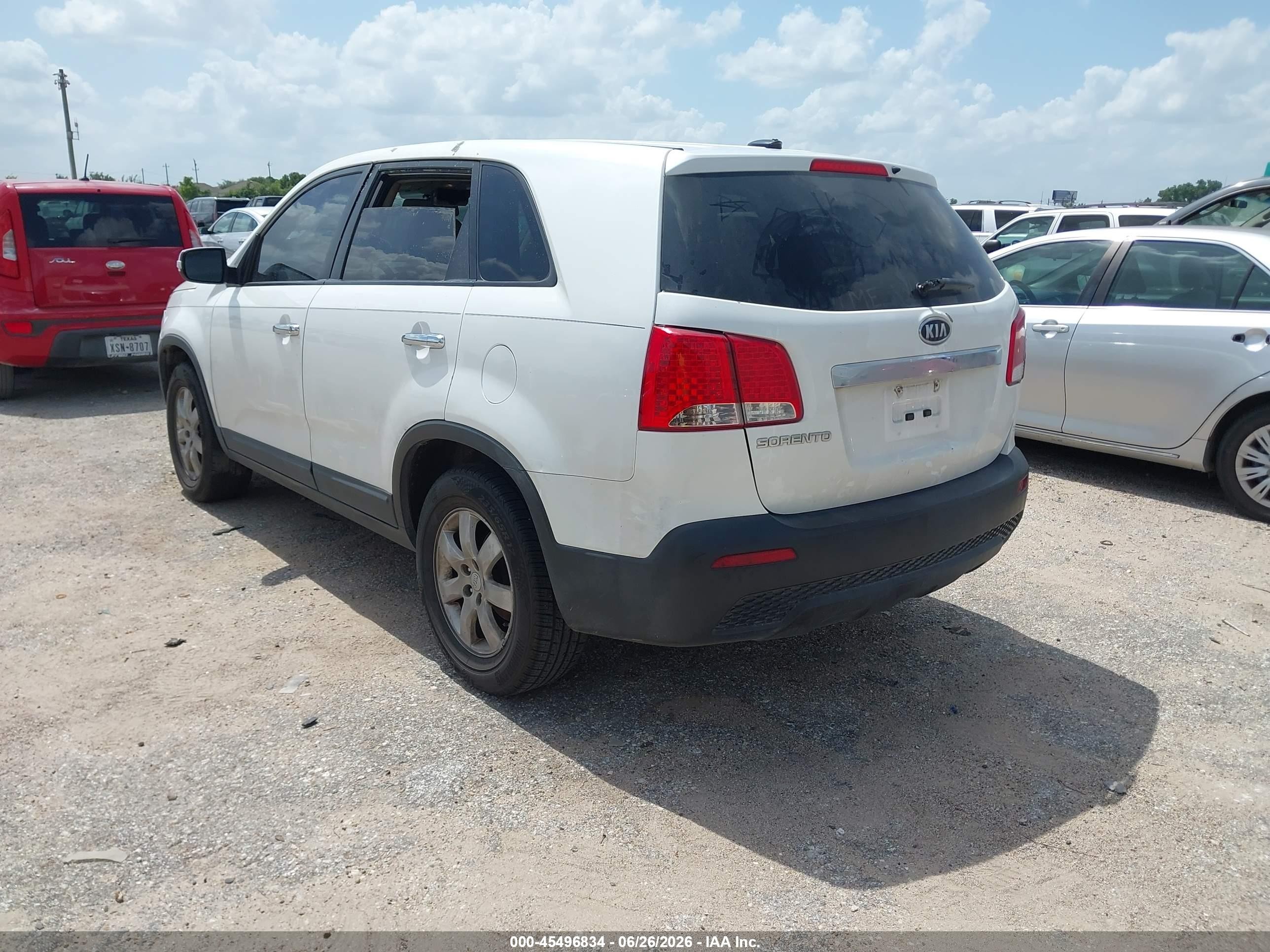 2013 Kia Sorento Lx White vin: 5XYKT3A14DG364351