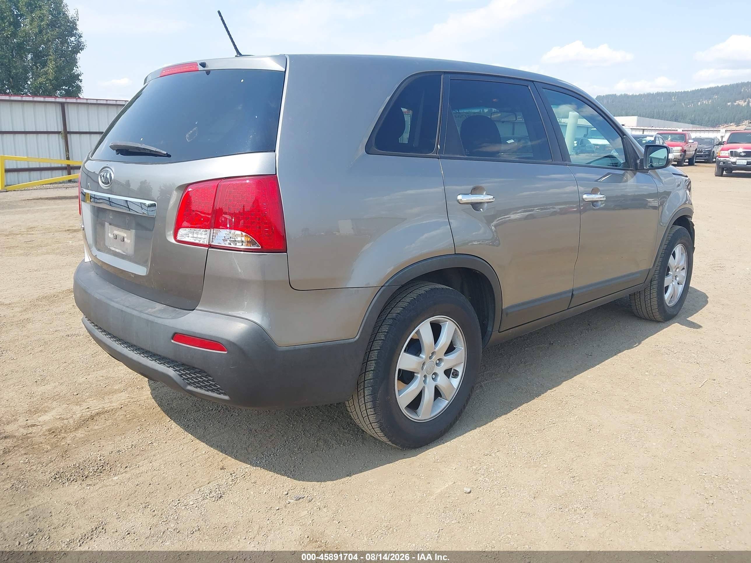 2013 Kia Sorento Lx Gray vin: 5XYKT3A15DG355786