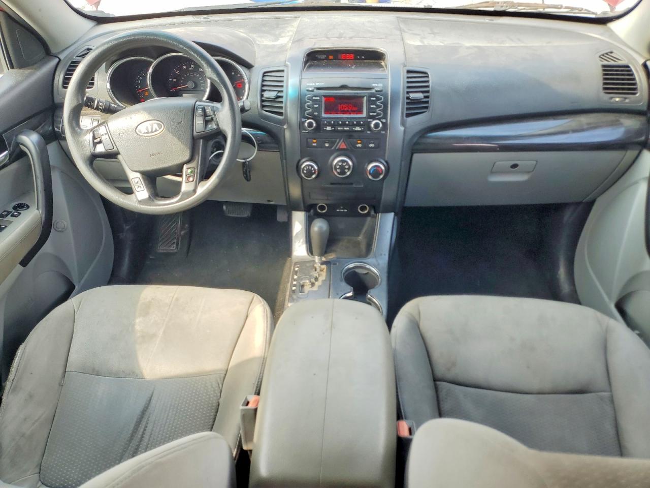2011 Kia Sorento Lx Red vin: 5XYKT3A16BG039486