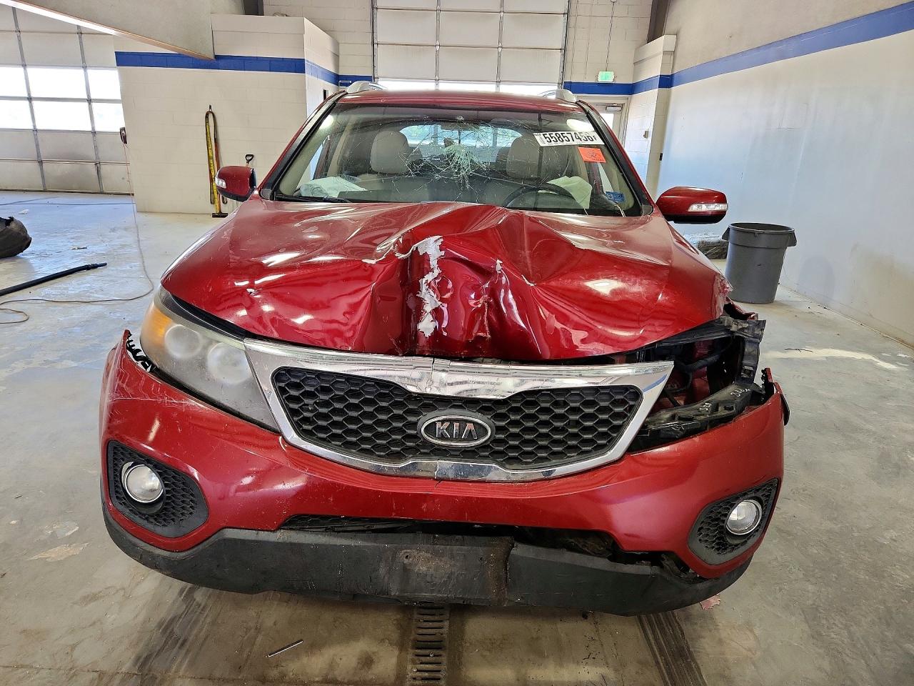 2011 Kia Sorento Lx Burgundy vin: 5XYKT3A16BG044008