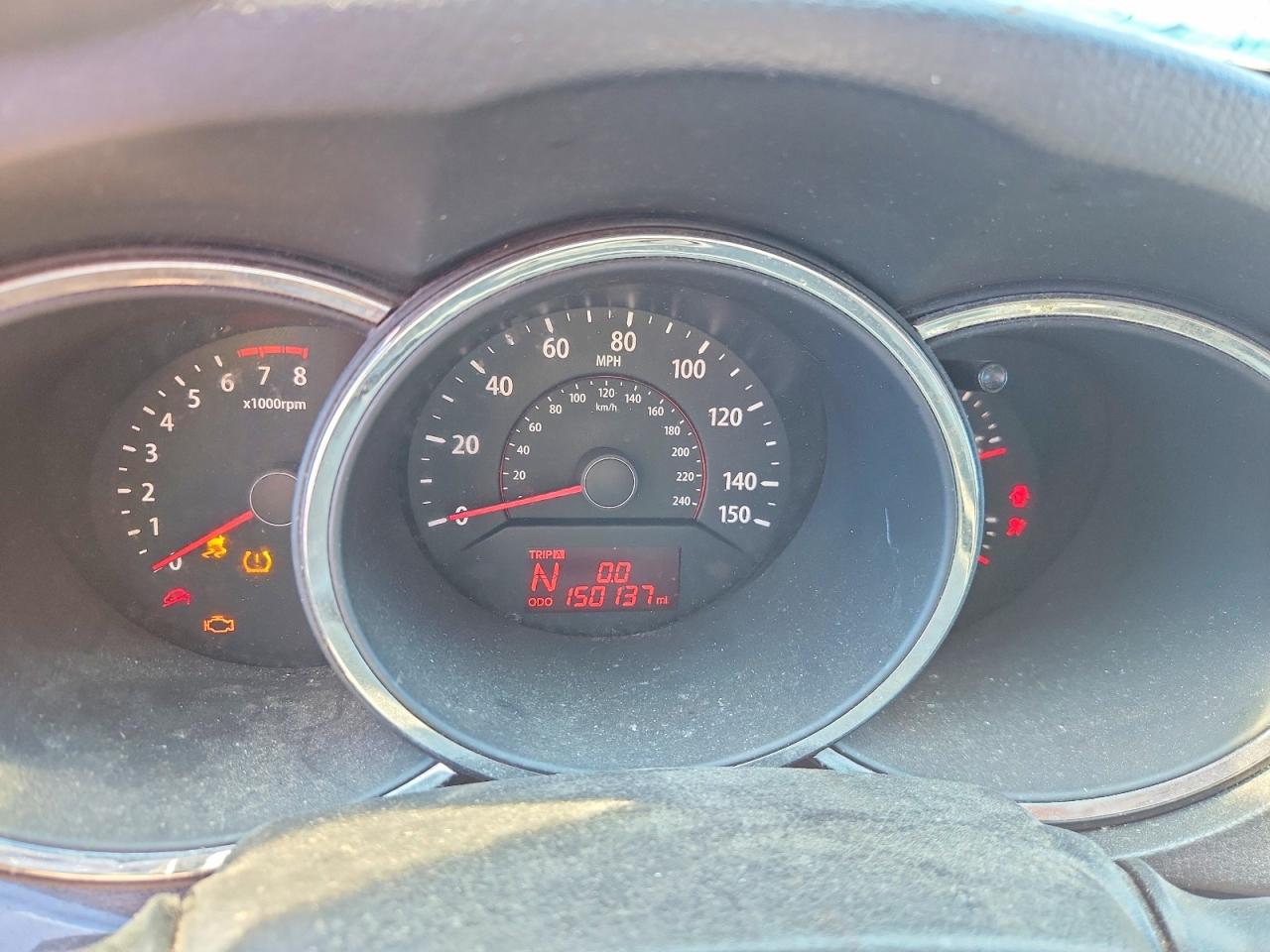 2011 Kia Sorento Lx Burgundy vin: 5XYKT3A16BG044008