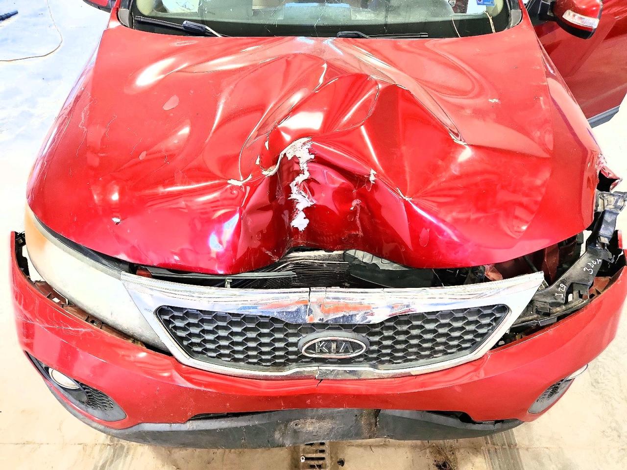 2011 Kia Sorento Lx Burgundy vin: 5XYKT3A16BG044008