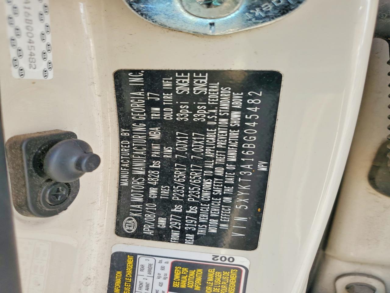 2011 Kia Sorento Lx Tan vin: 5XYKT3A16BG045482