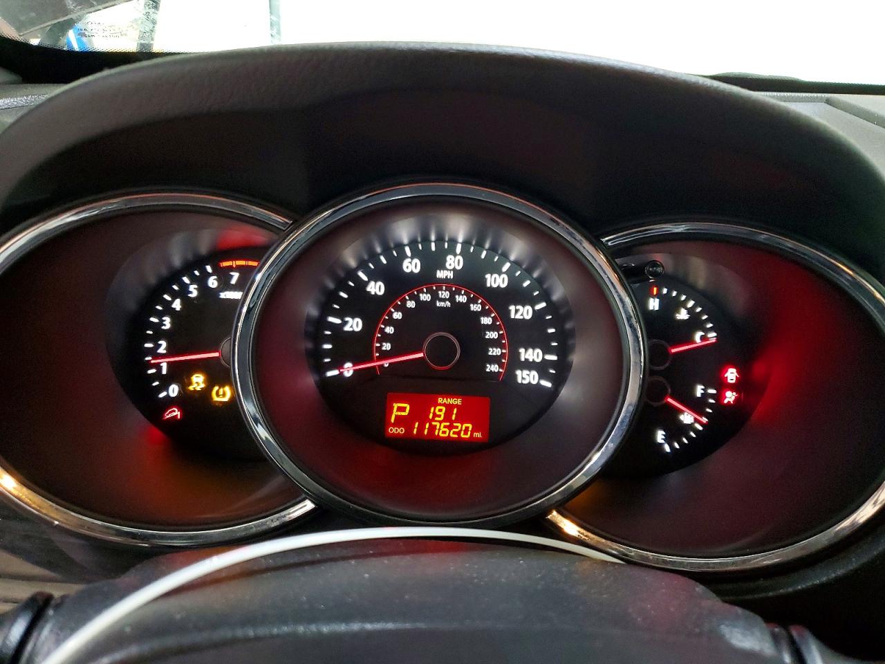 2011 Kia Sorento Lx Burgundy vin: 5XYKT3A16BG185774