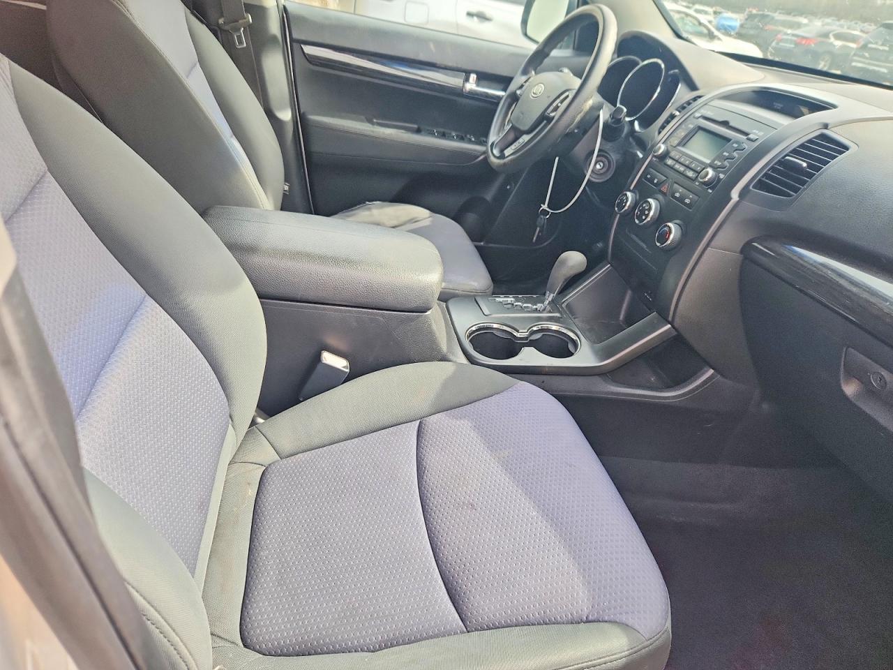2012 Kia Sorento Lx Silver vin: 5XYKT3A16CG203529