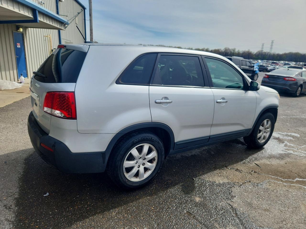 2012 Kia Sorento Lx Silver vin: 5XYKT3A16CG203529