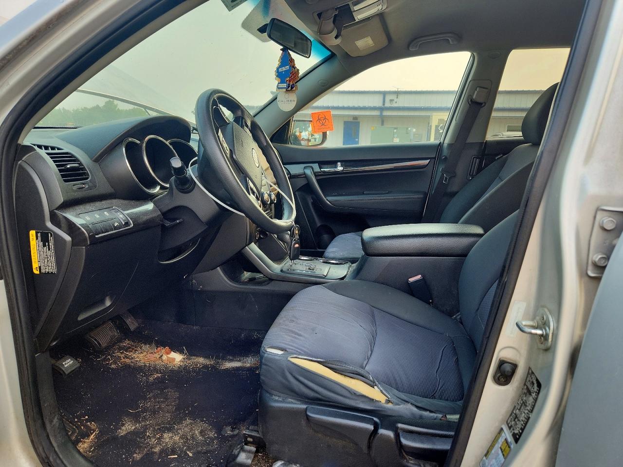 2012 Kia Sorento Lx Silver vin: 5XYKT3A16CG276545