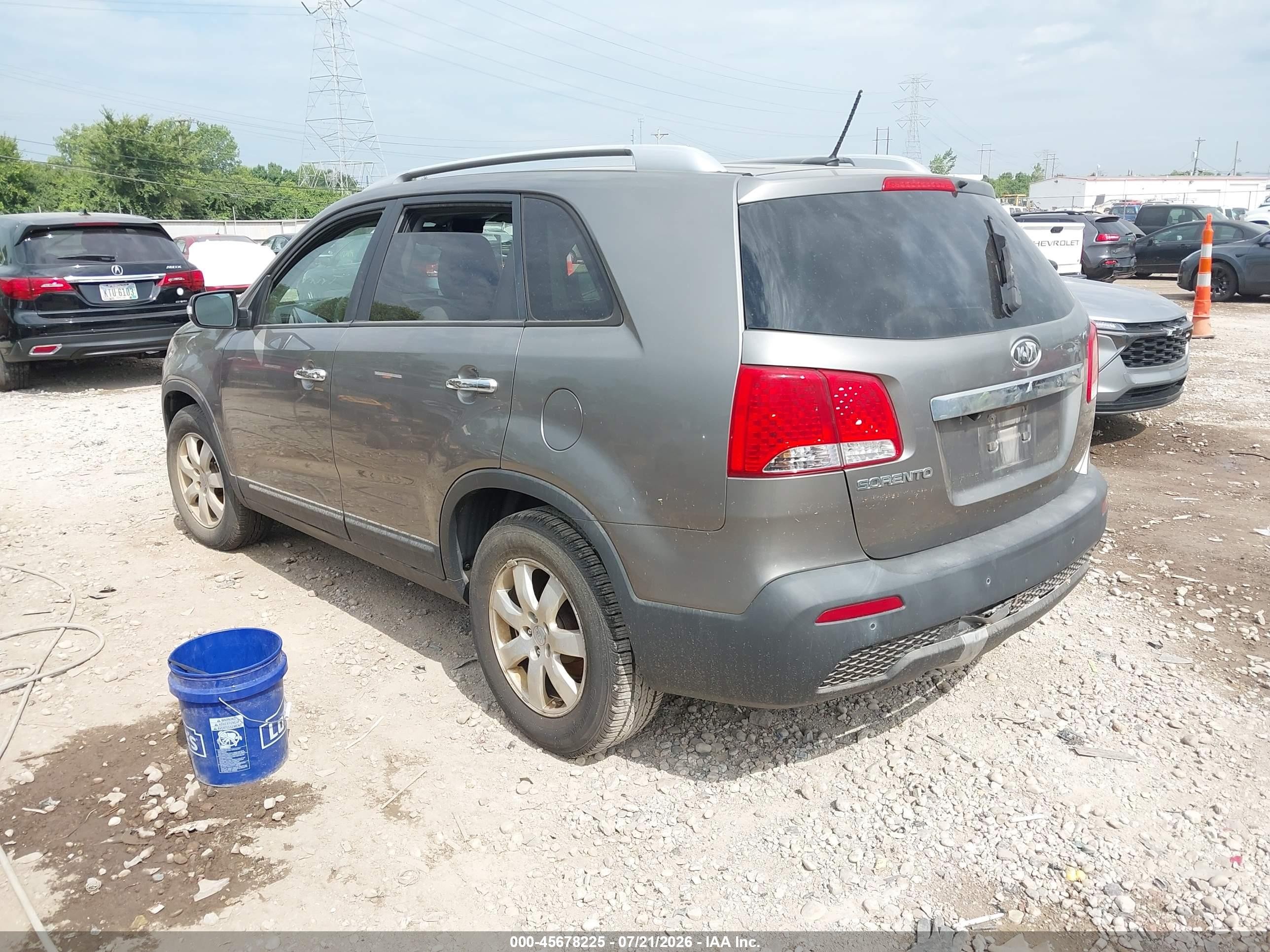 2011 Kia Sorento Lx Gray vin: 5XYKT3A17BG040775