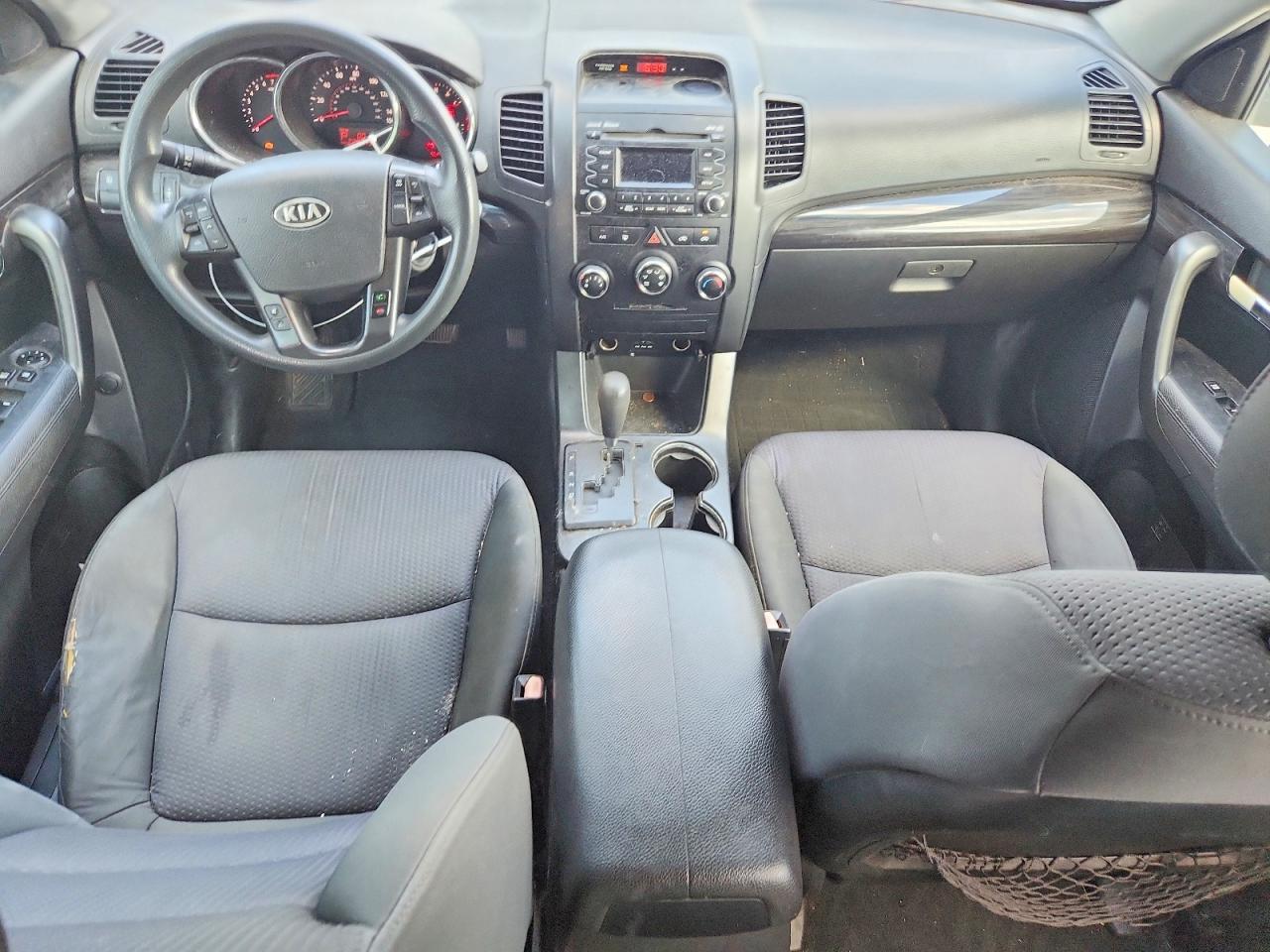 2011 Kia Sorento Lx White vin: 5XYKT3A17BG089121