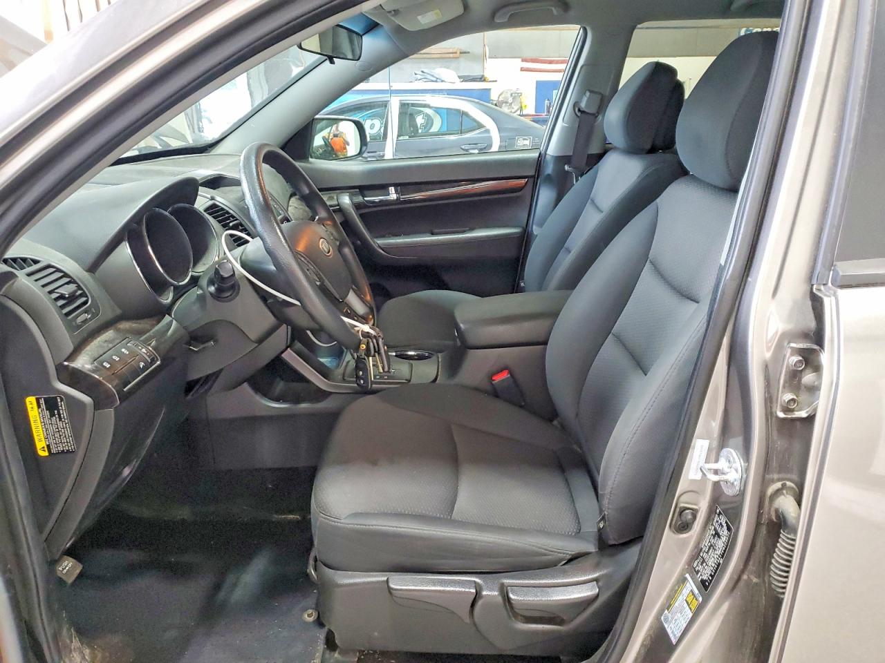 2012 Kia Sorento Lx Tan vin: 5XYKT3A17CG225071