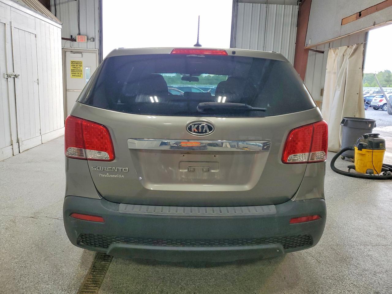 2012 Kia Sorento Lx Tan vin: 5XYKT3A17CG225071