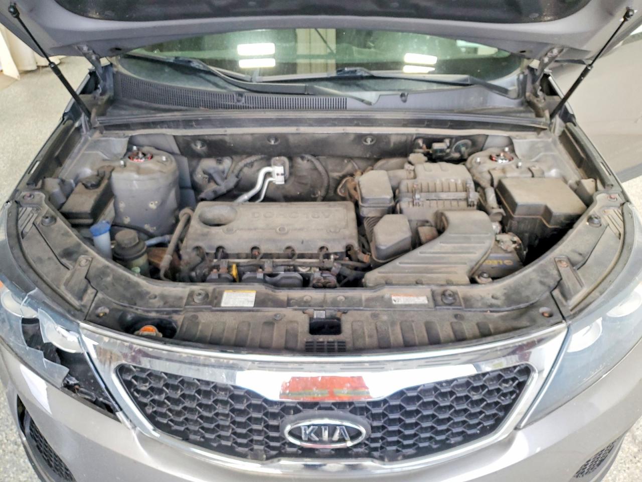2012 Kia Sorento Lx Tan vin: 5XYKT3A17CG225071