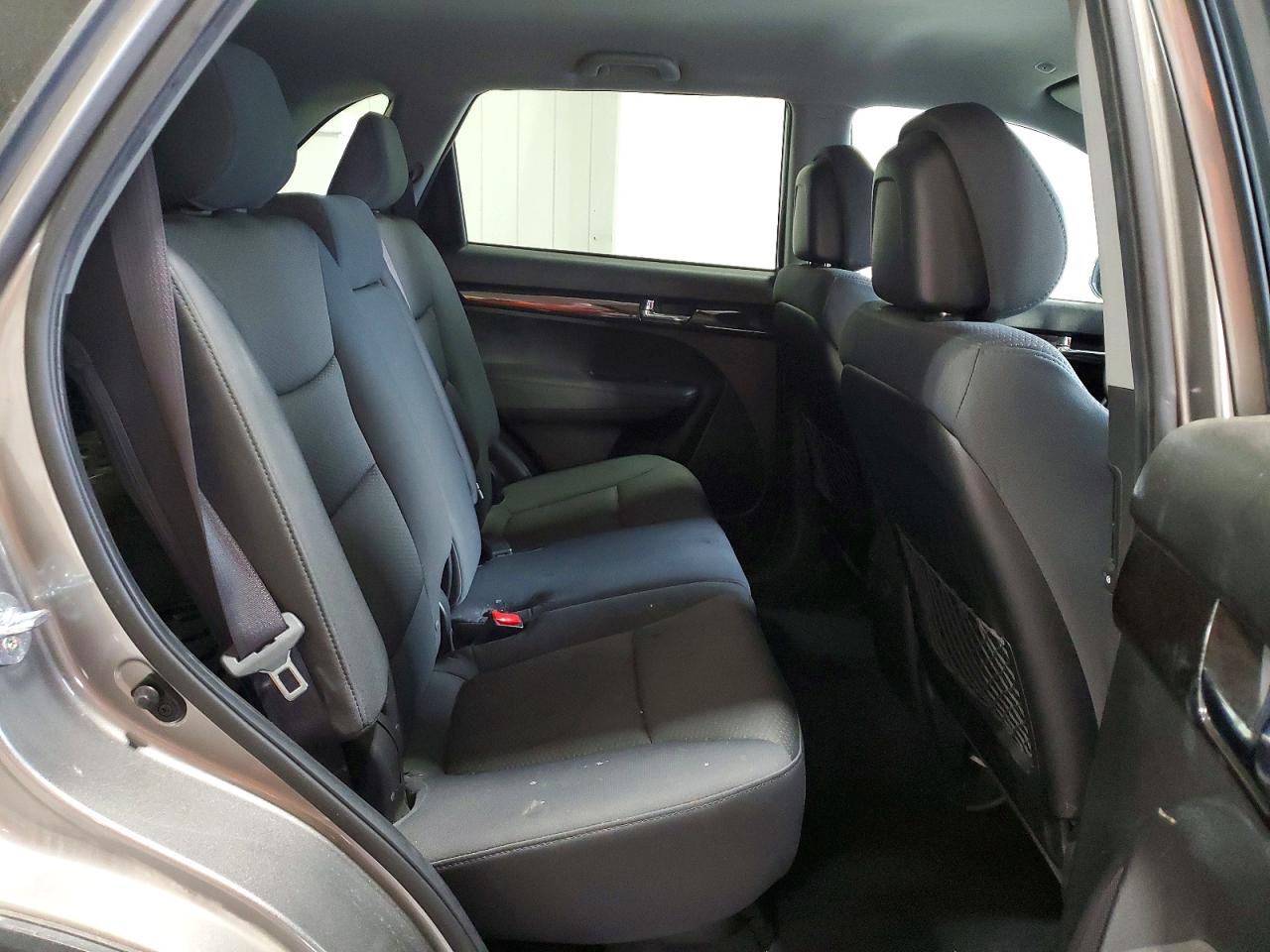 2012 Kia Sorento Lx Tan vin: 5XYKT3A17CG225071