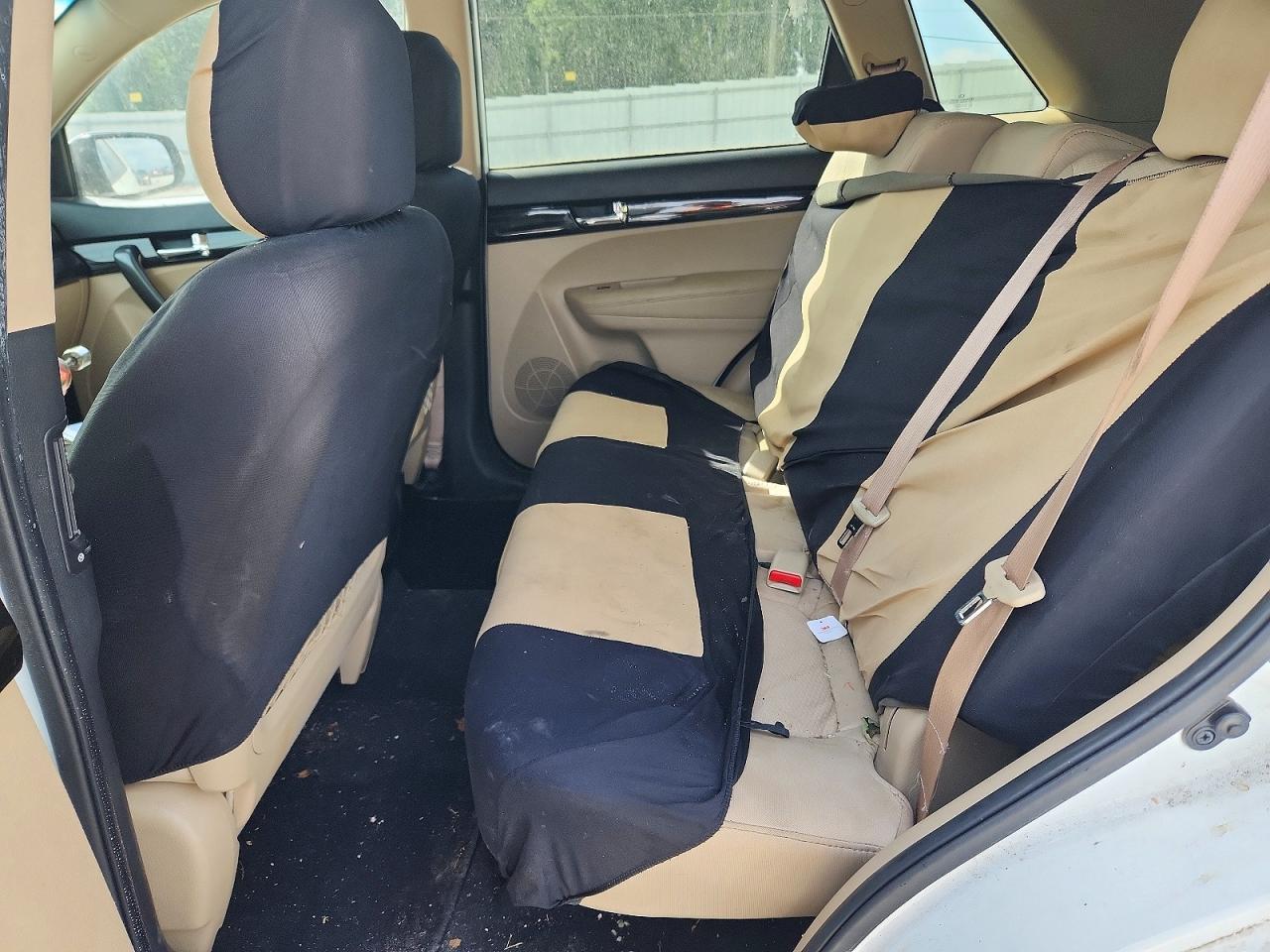 2012 Kia Sorento Lx Белый vin: 5XYKT3A17CG240248