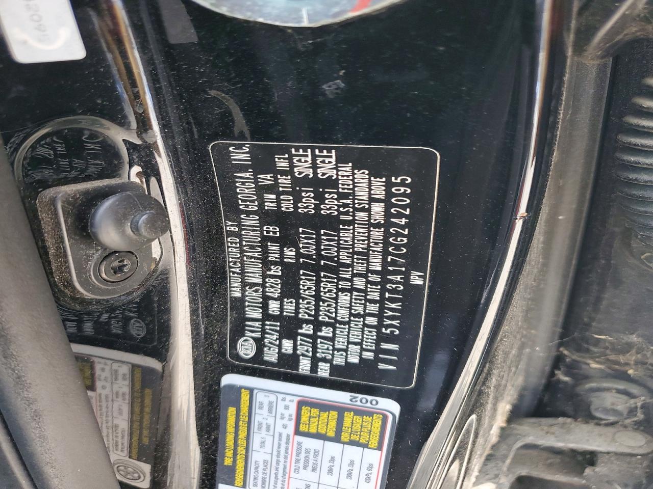 2012 Kia Sorento Lx Black vin: 5XYKT3A17CG242095