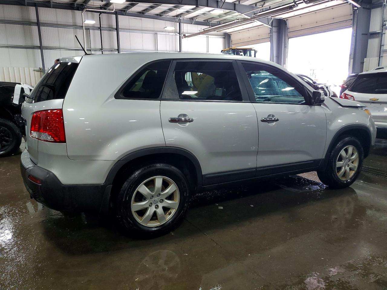 2012 Kia Sorento Lx Silver vin: 5XYKT3A17CG246843