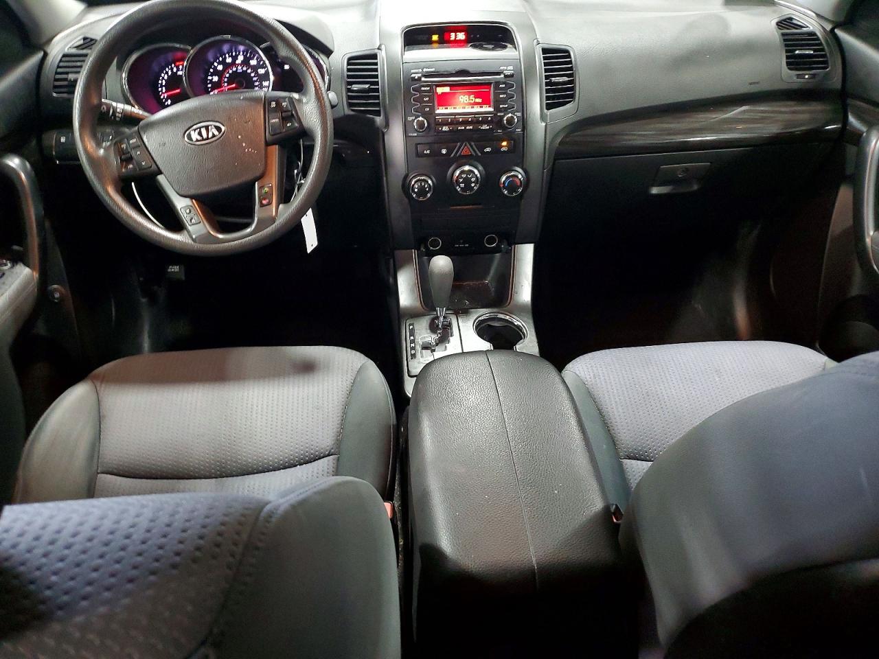 2012 Kia Sorento Lx Silver vin: 5XYKT3A17CG246843