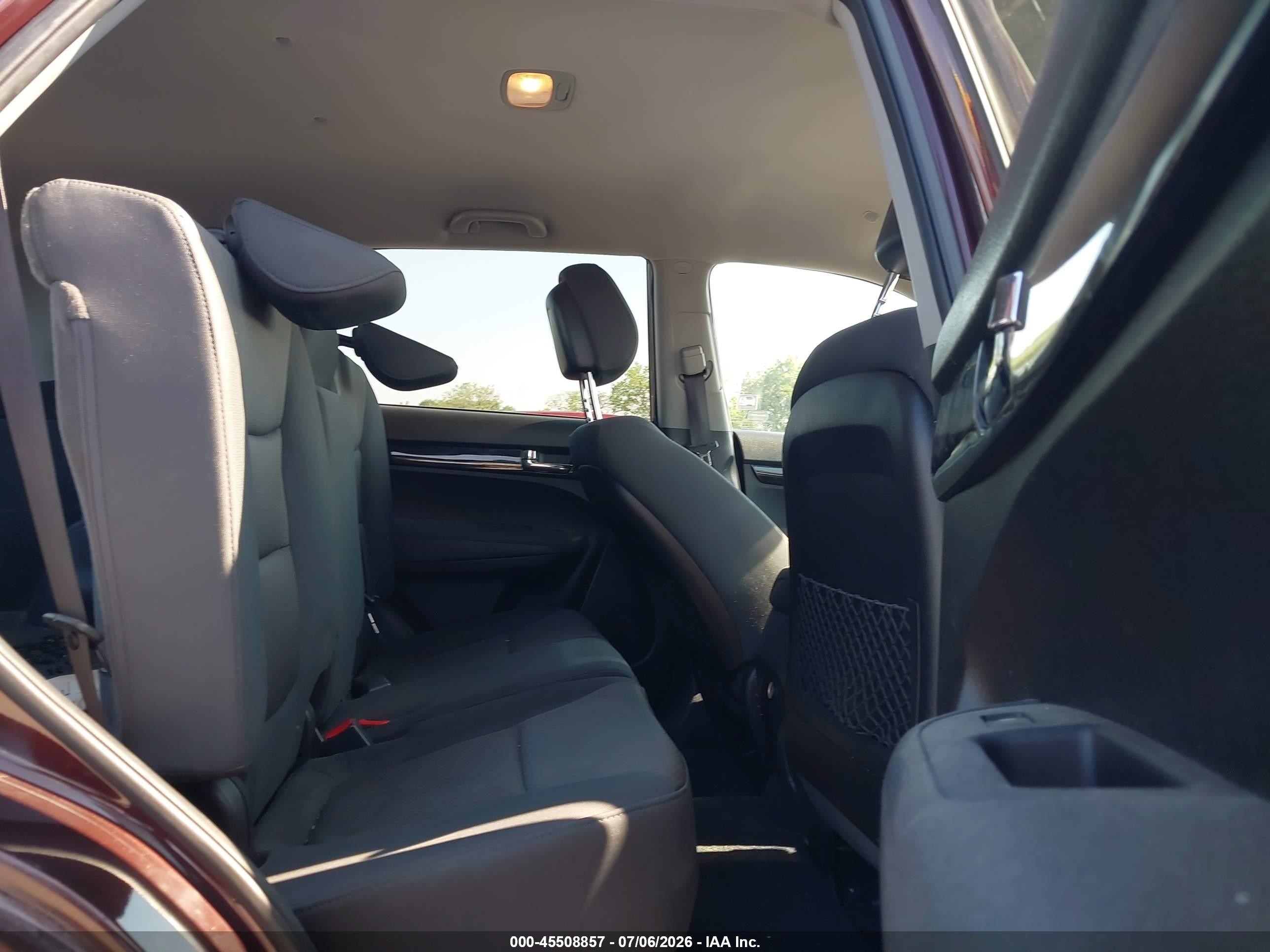 2012 Kia Sorento Lx Purple vin: 5XYKT3A17CG290275