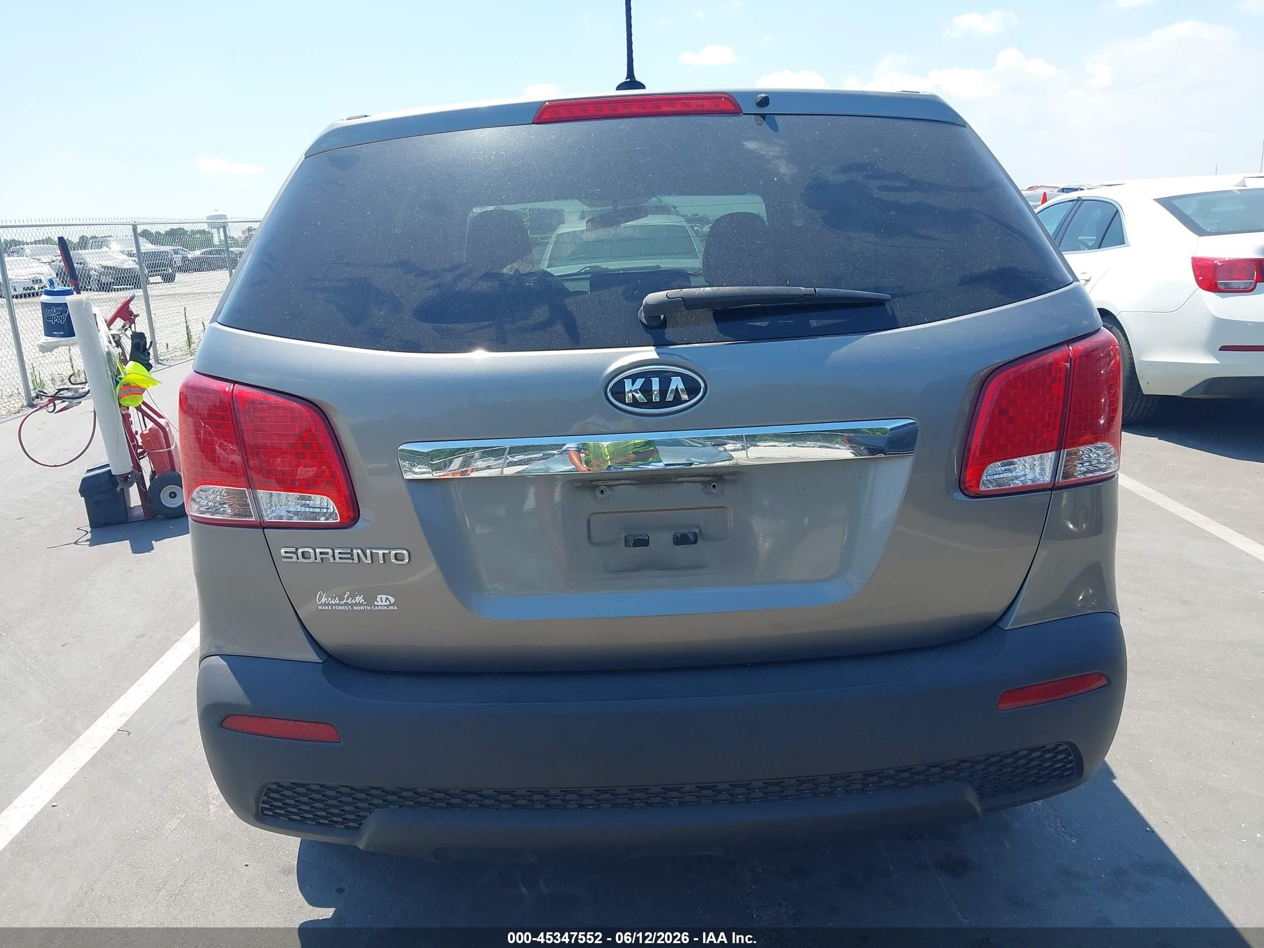 2013 Kia Sorento Lx Gray vin: 5XYKT3A17DG367308