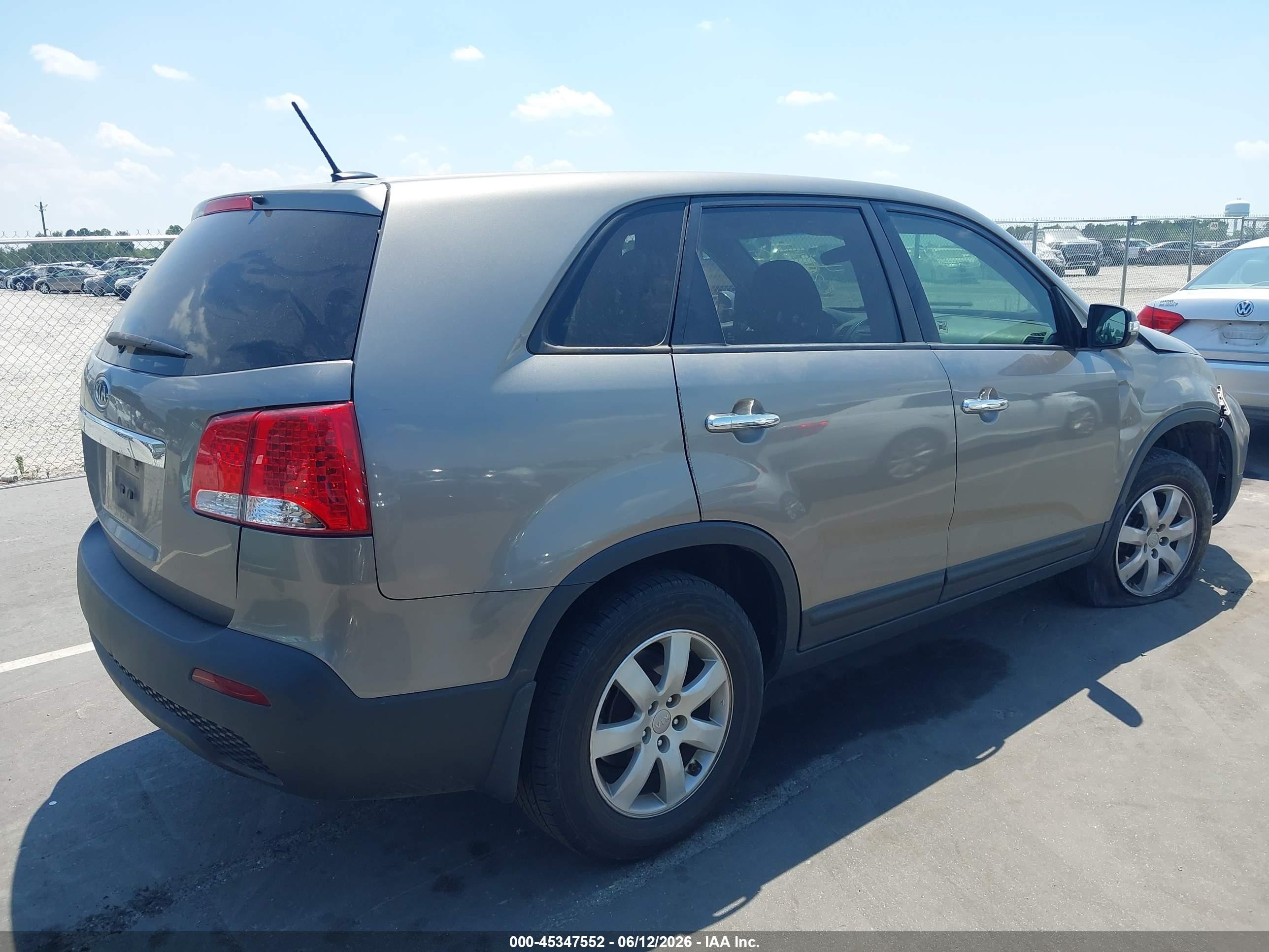 2013 Kia Sorento Lx Gray vin: 5XYKT3A17DG367308