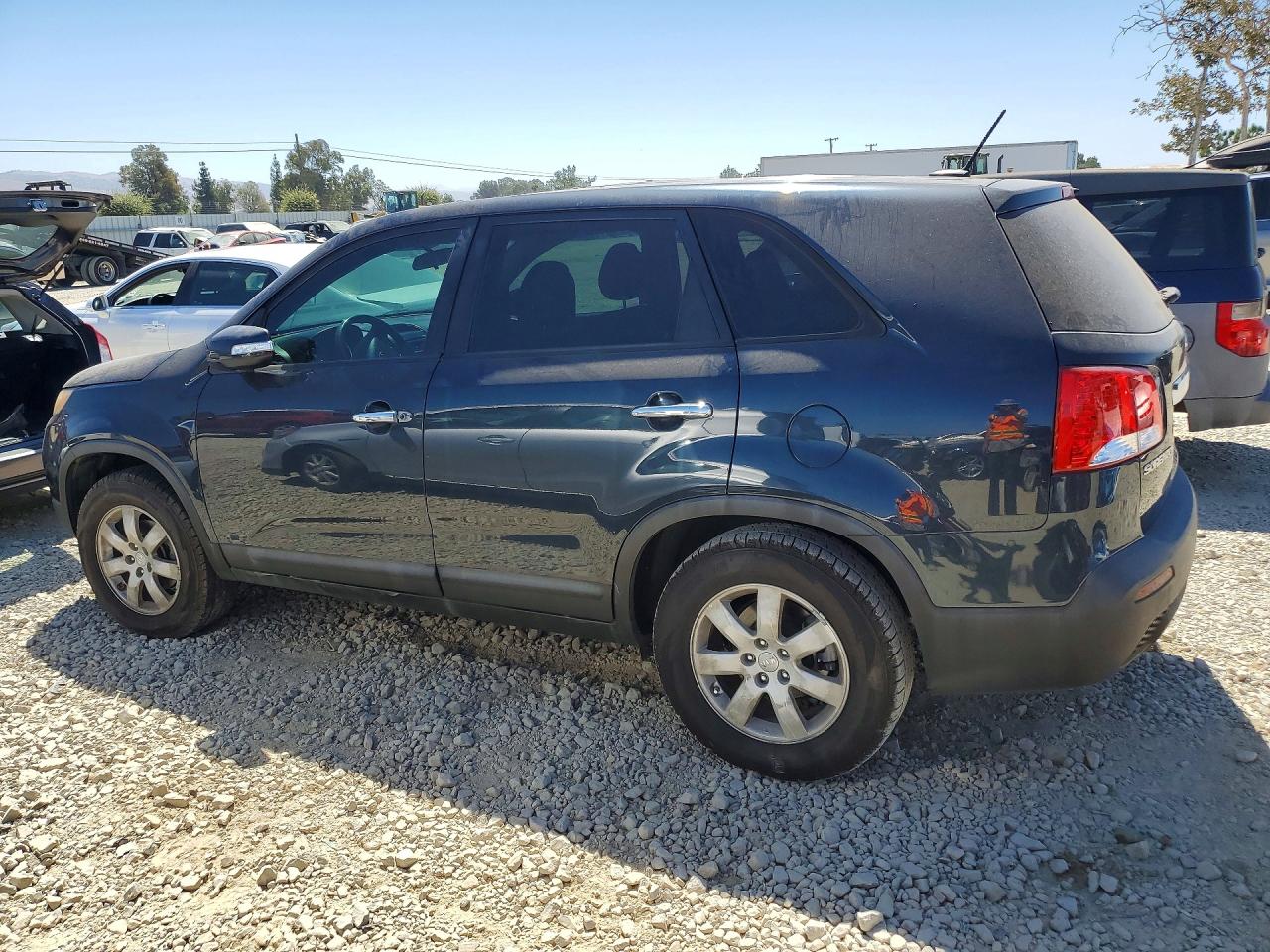 2012 Kia Sorento Lx Black vin: 5XYKT3A18CG241263