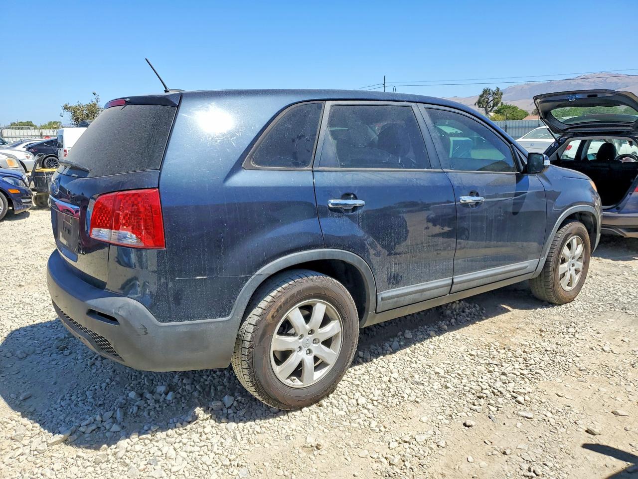 2012 Kia Sorento Lx Black vin: 5XYKT3A18CG241263