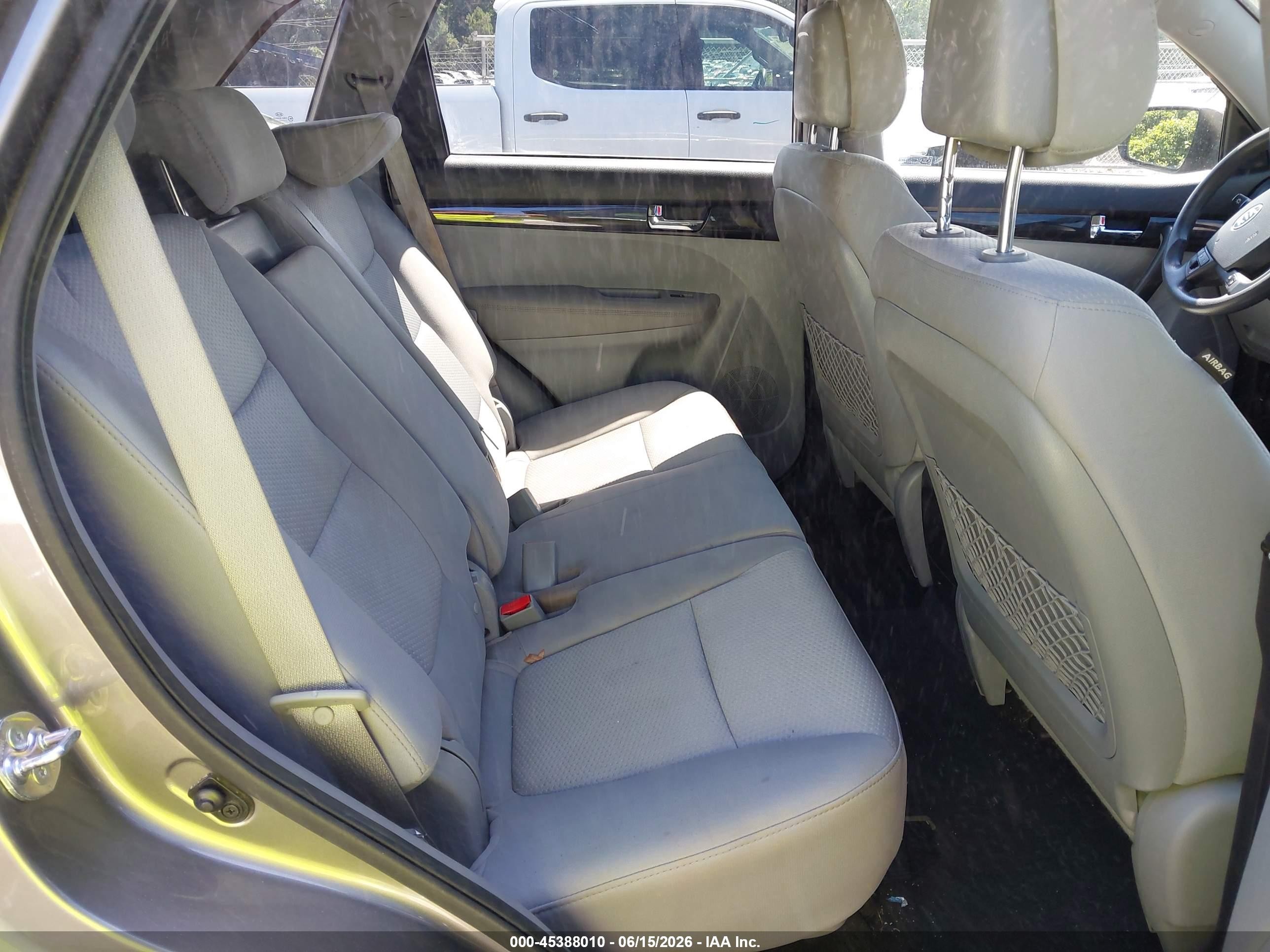 2013 Kia Sorento Lx Gray vin: 5XYKT3A18DG317243