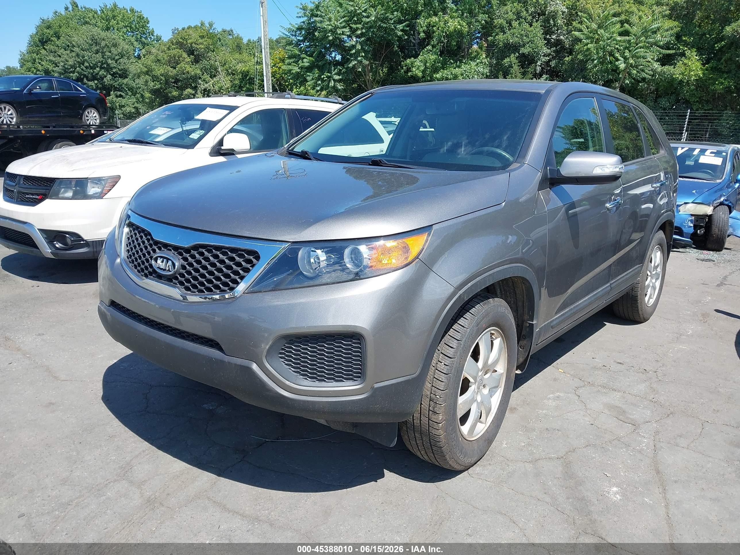 2013 Kia Sorento Lx Gray vin: 5XYKT3A18DG317243