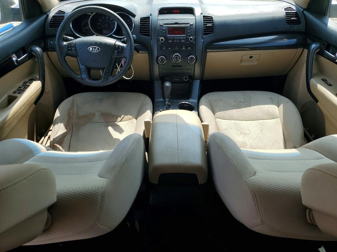 2013 Kia Sorento Lx Серебряный vin: 5XYKT3A18DG342871