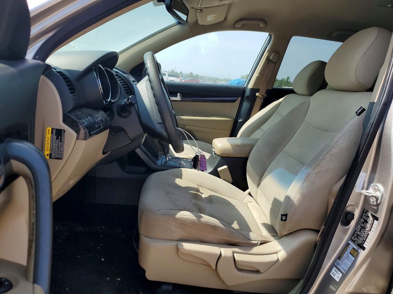 2013 Kia Sorento Lx Серебряный vin: 5XYKT3A18DG342871