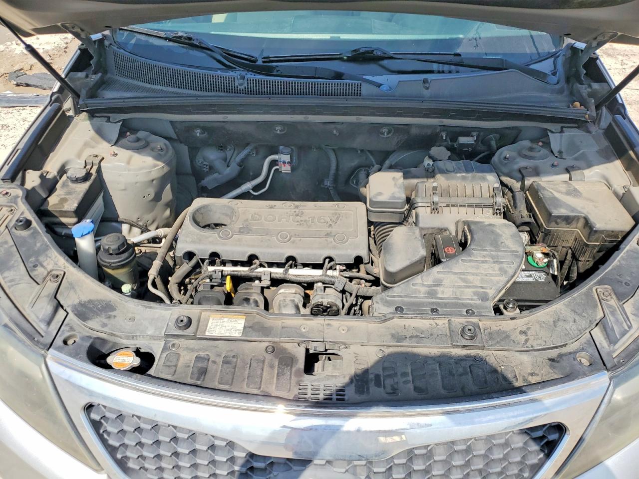 2013 Kia Sorento Lx Серебряный vin: 5XYKT3A18DG342871