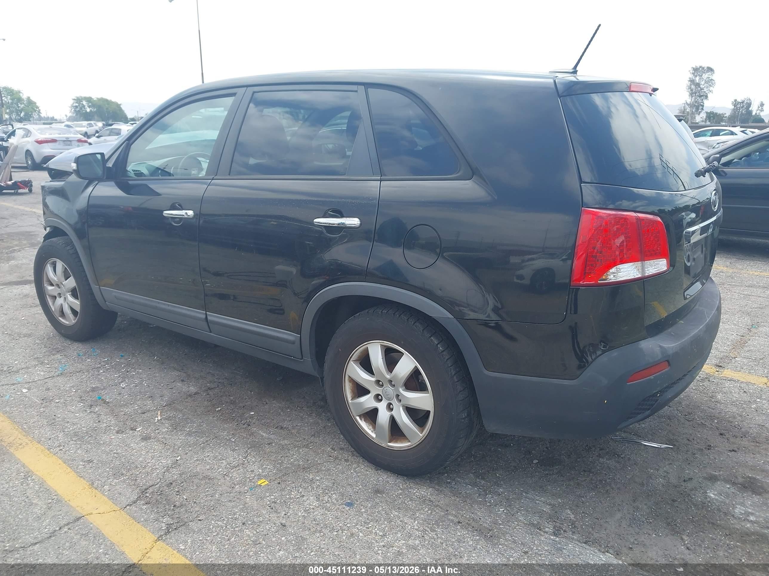 2013 Kia Sorento Lx Black vin: 5XYKT3A18DG365518
