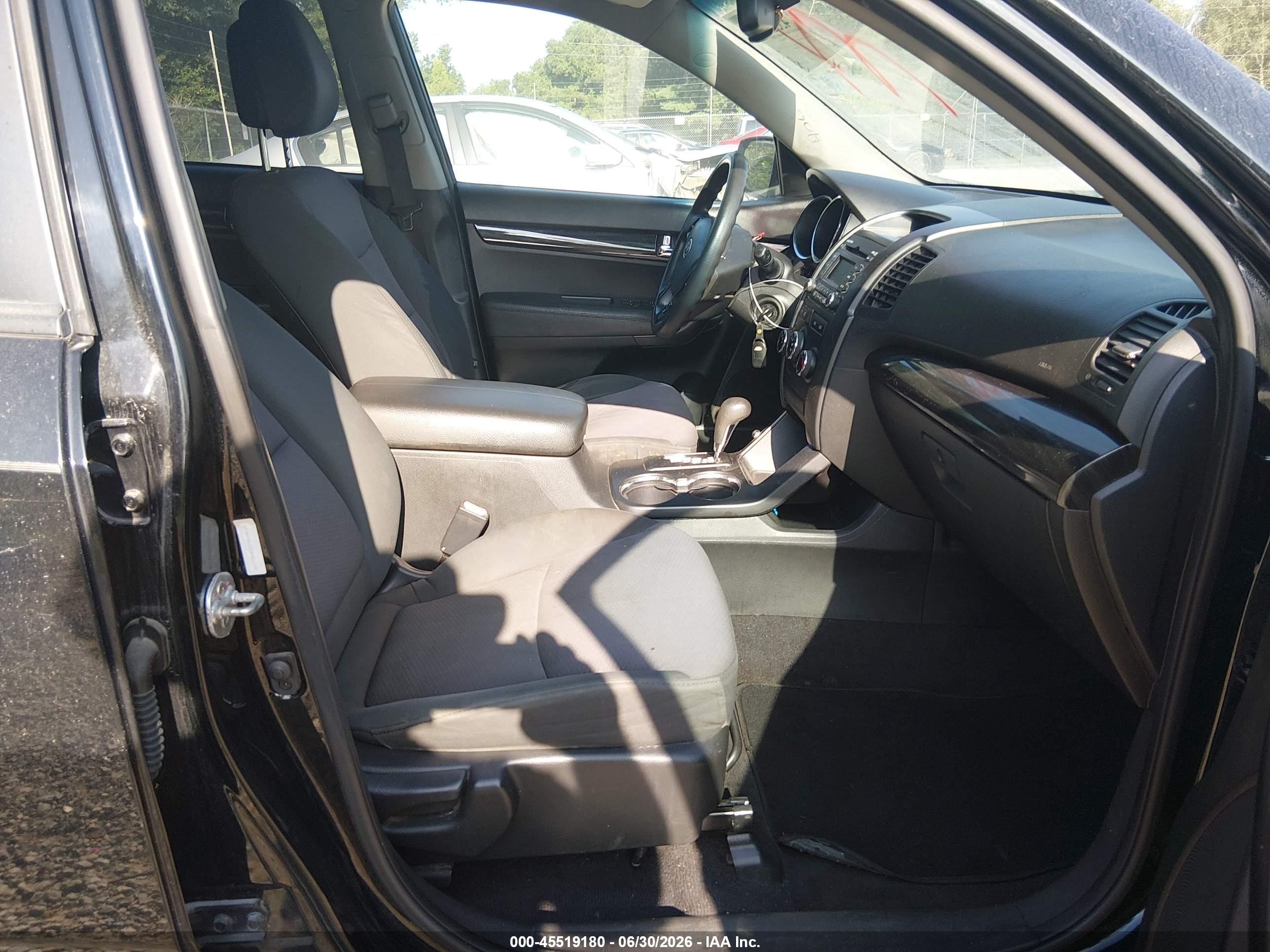 2013 Kia Sorento Lx Black vin: 5XYKT3A18DG406178