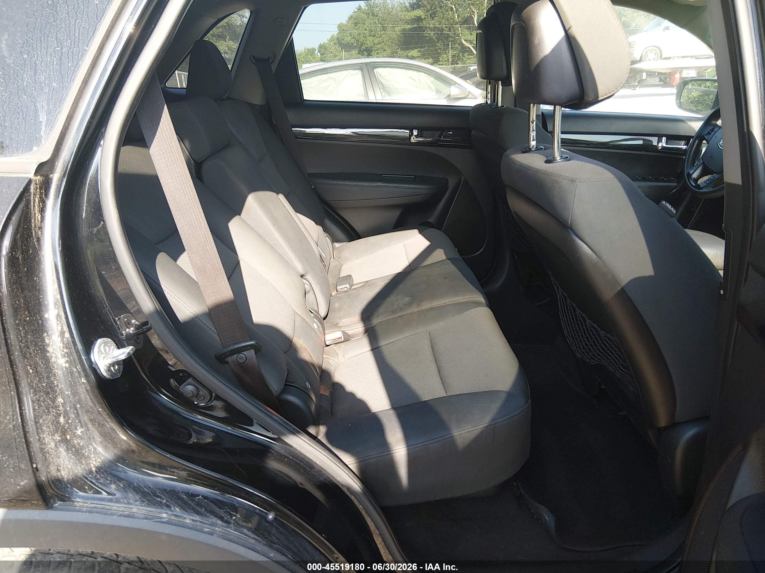 2013 Kia Sorento Lx Black vin: 5XYKT3A18DG406178