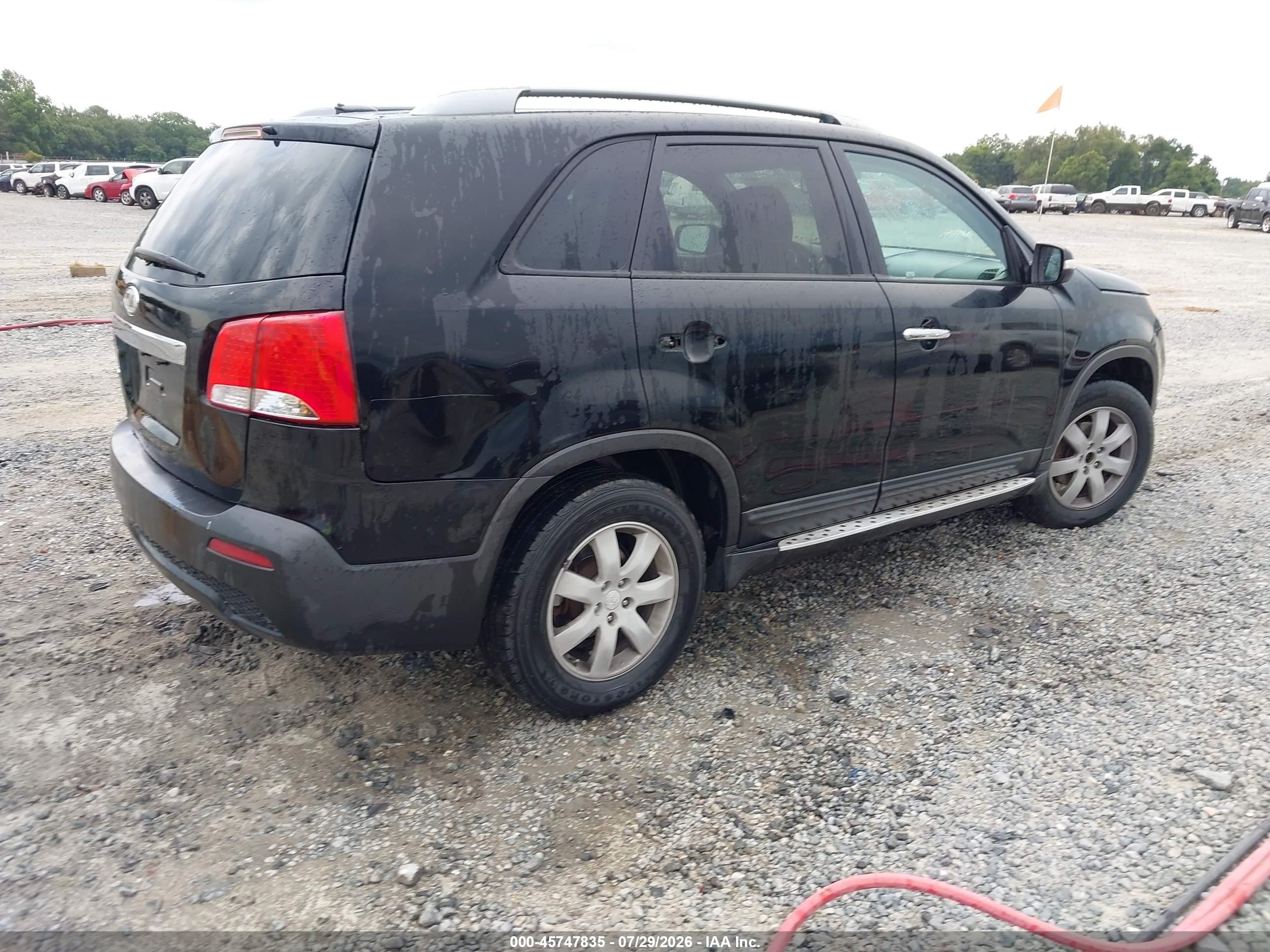 2011 Kia Sorento Lx Black vin: 5XYKT3A19BG170959