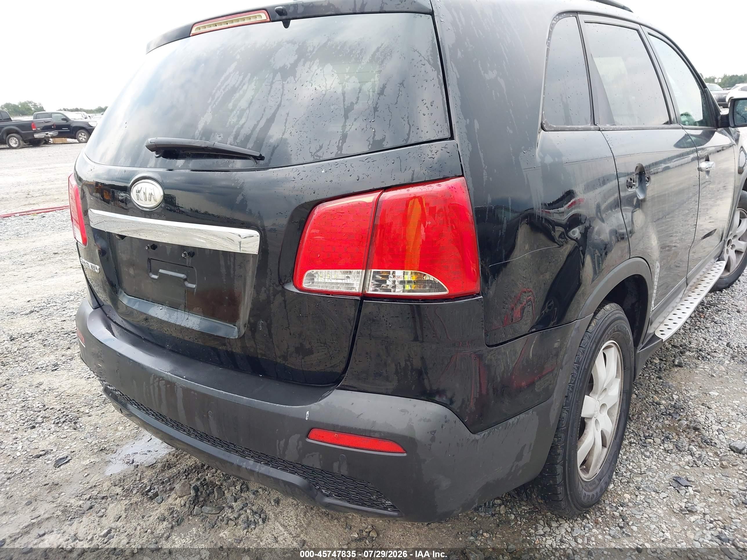 2011 Kia Sorento Lx Black vin: 5XYKT3A19BG170959