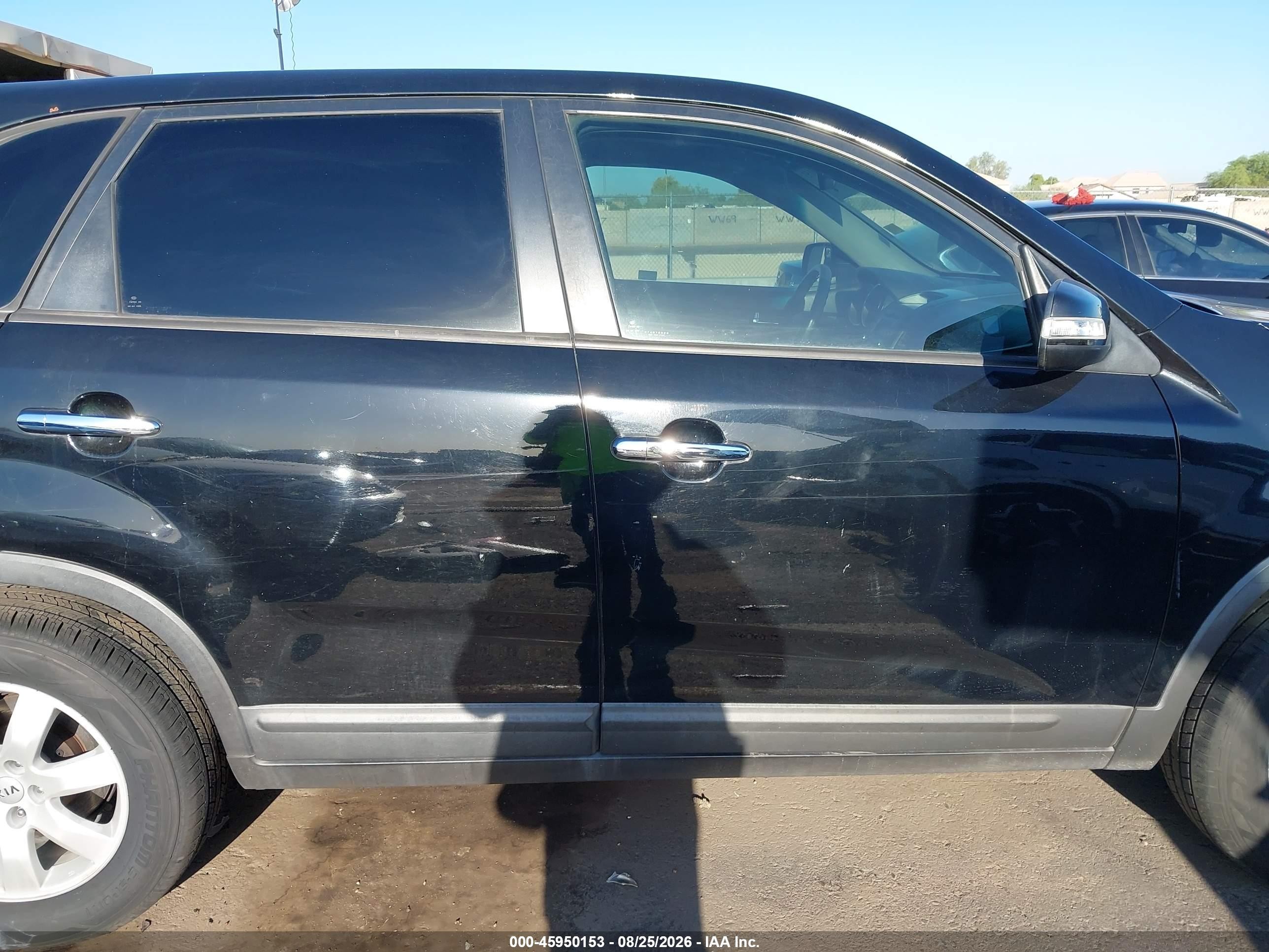 2012 Kia Sorento Lx Черный vin: 5XYKT3A19CG237965