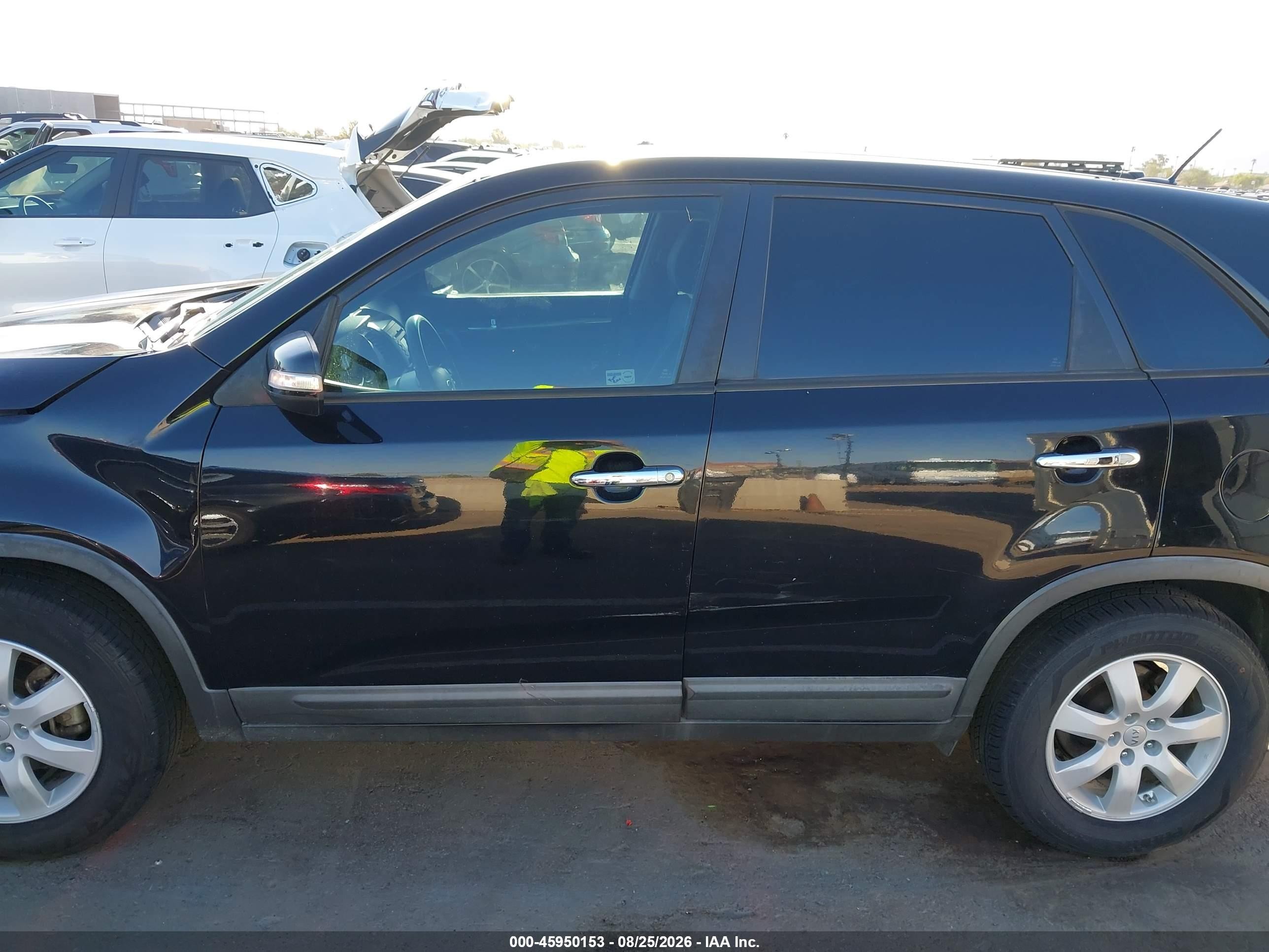 2012 Kia Sorento Lx Черный vin: 5XYKT3A19CG237965