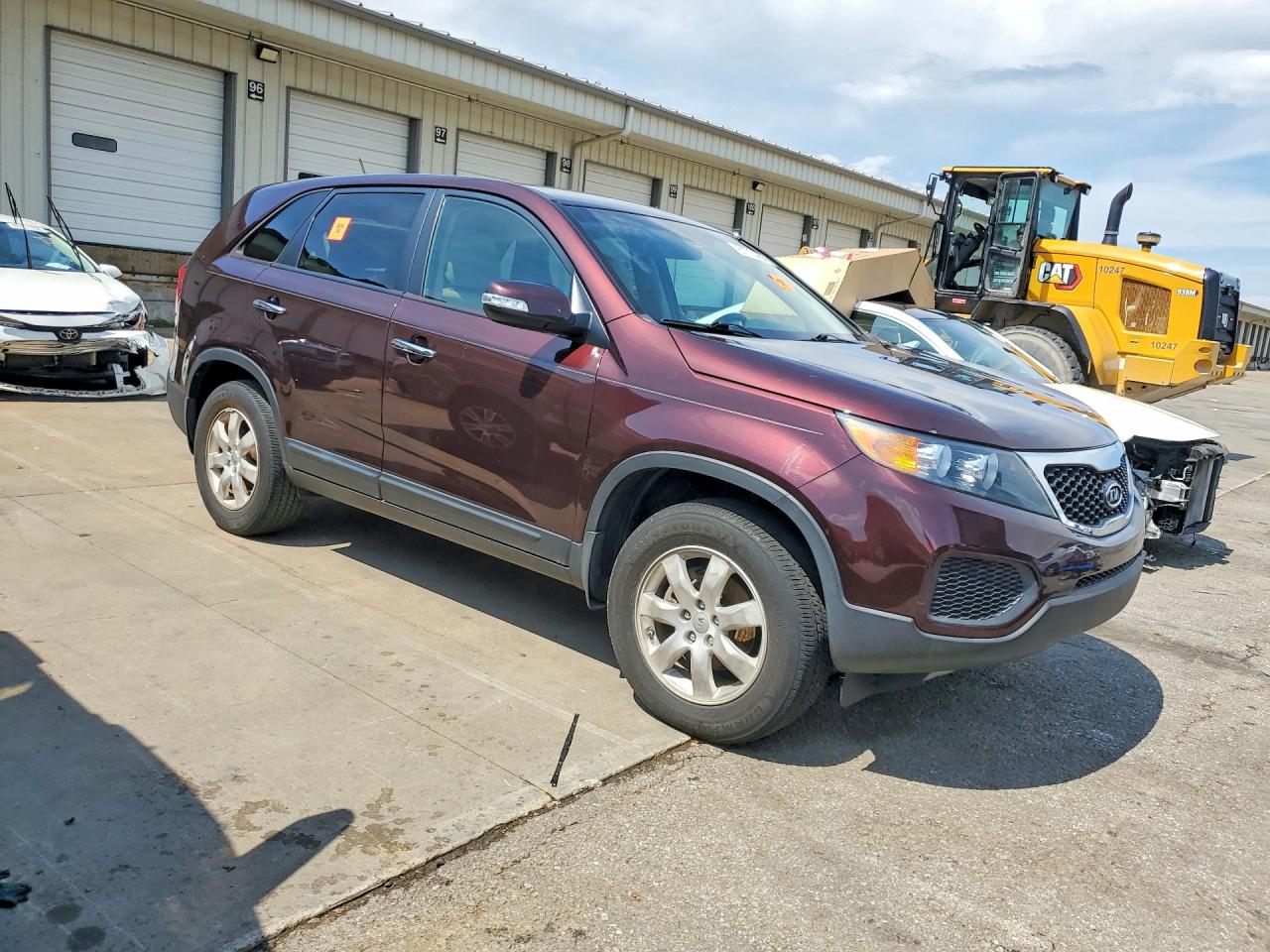2013 Kia Sorento Lx Burgundy vin: 5XYKT3A19DG336707