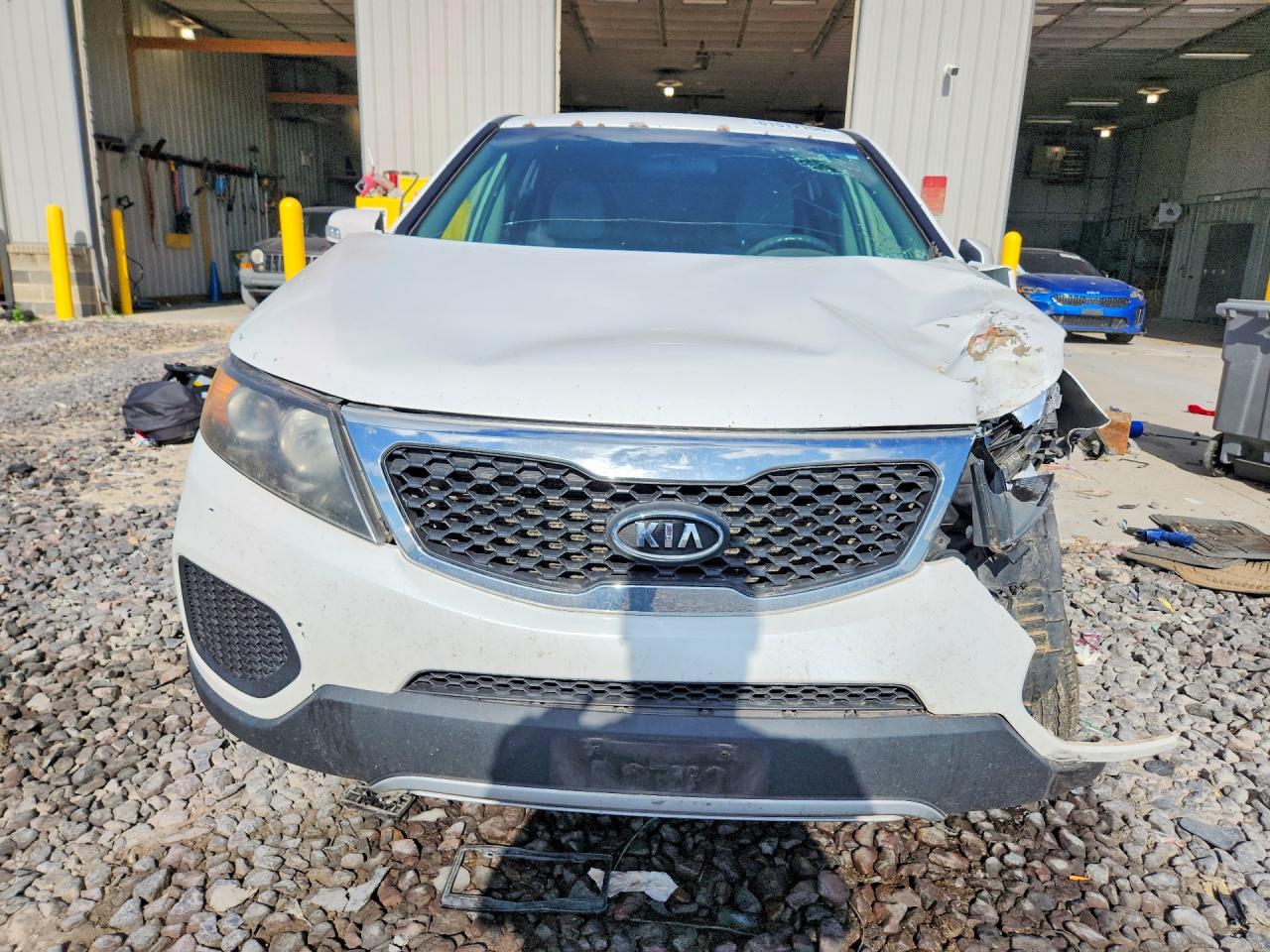 2011 Kia Sorento Lx White vin: 5XYKT3A1XBG045565