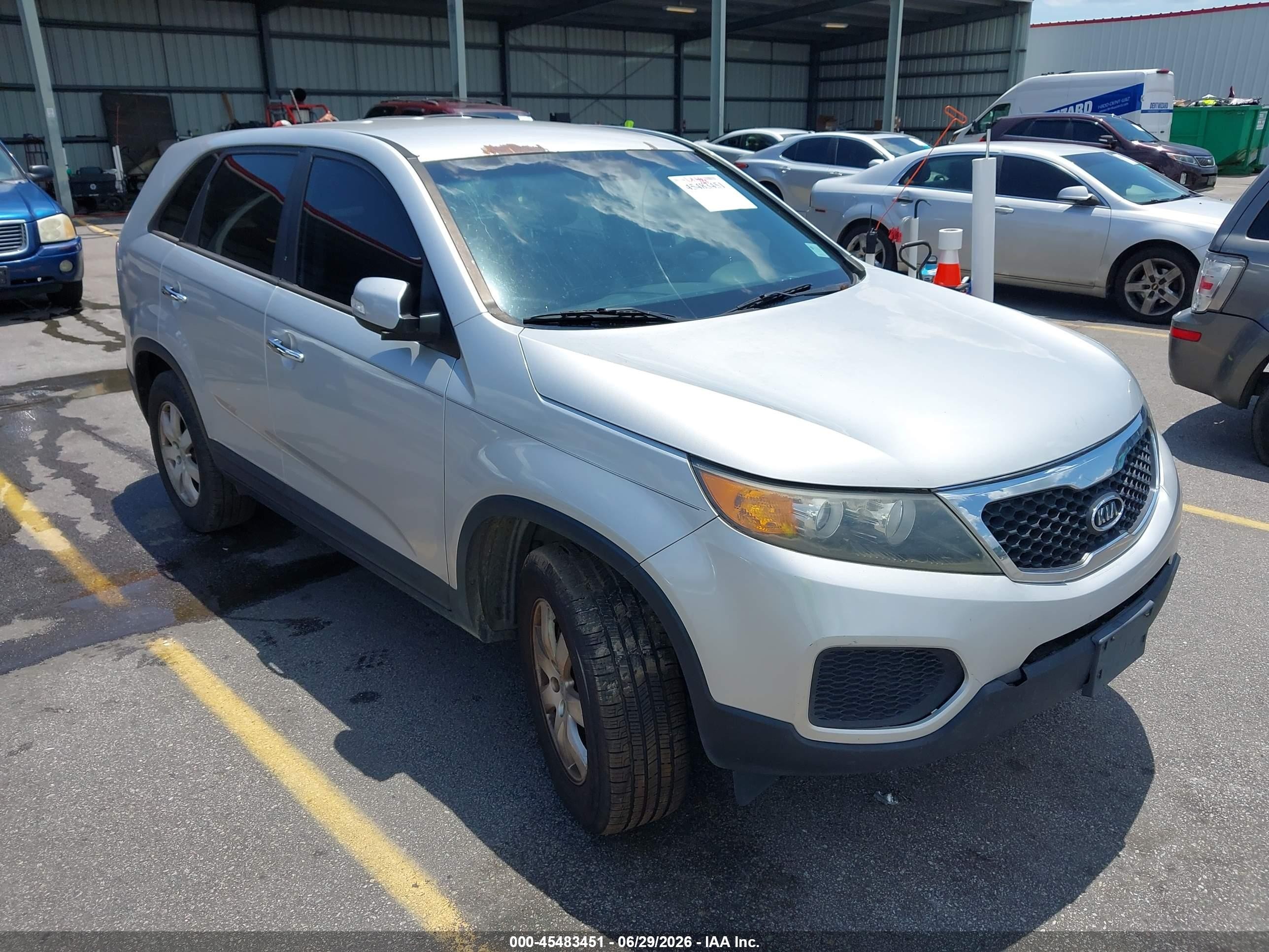 2013 Kia Sorento Lx Silver vin: 5XYKT3A1XDG312772