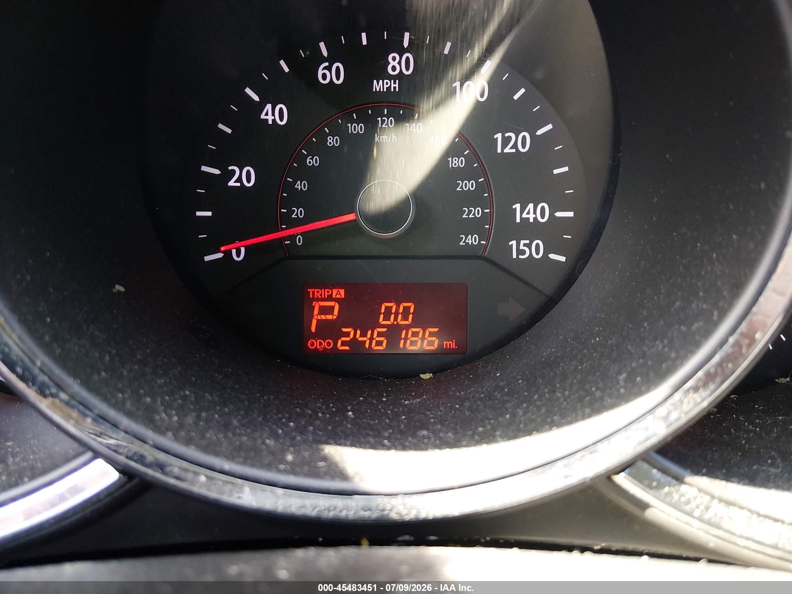 2013 Kia Sorento Lx Серебряный vin: 5XYKT3A1XDG312772